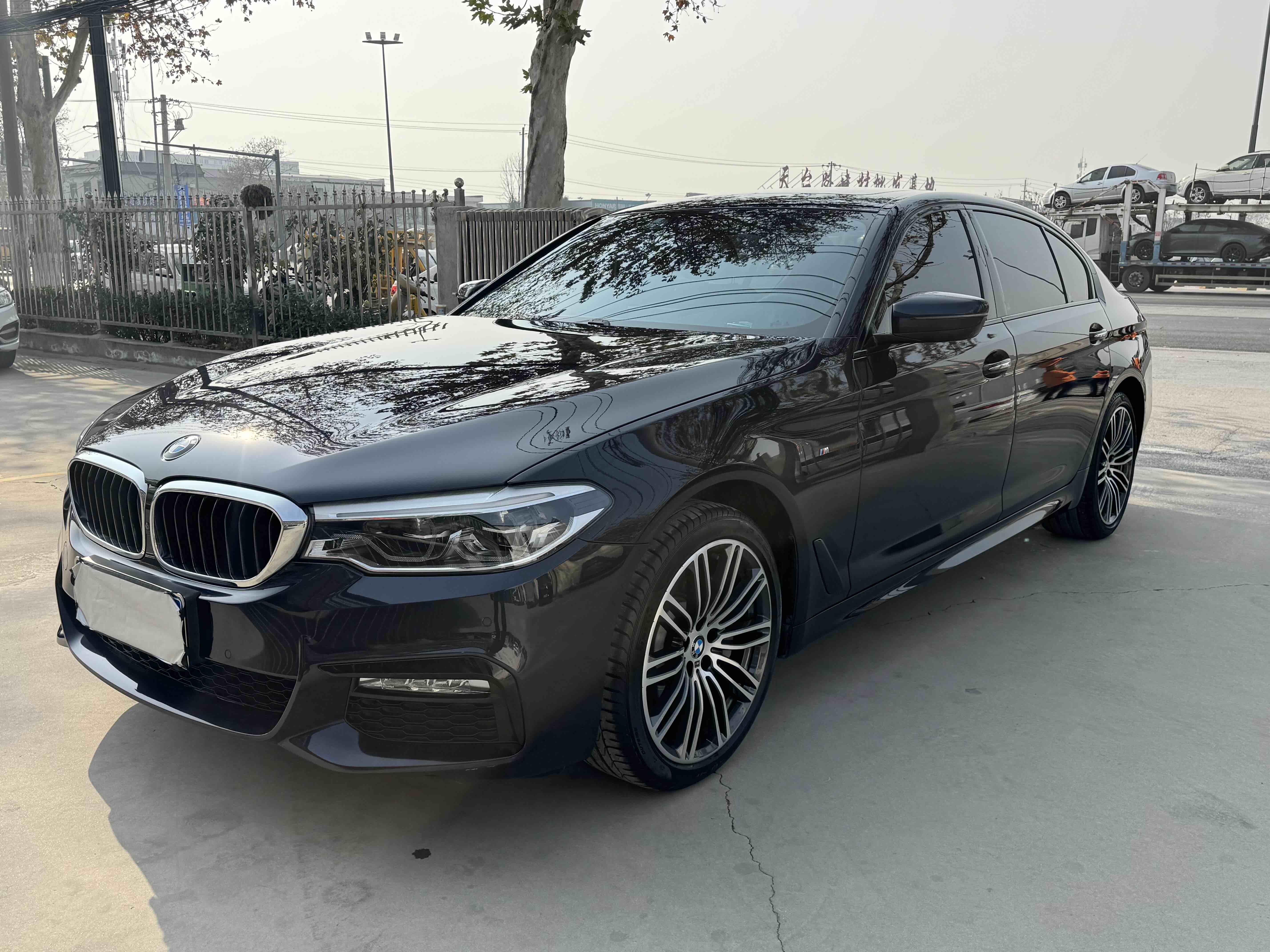 BMW 5 Series 2018 #9 BMW 5 Series 2018 car image #9