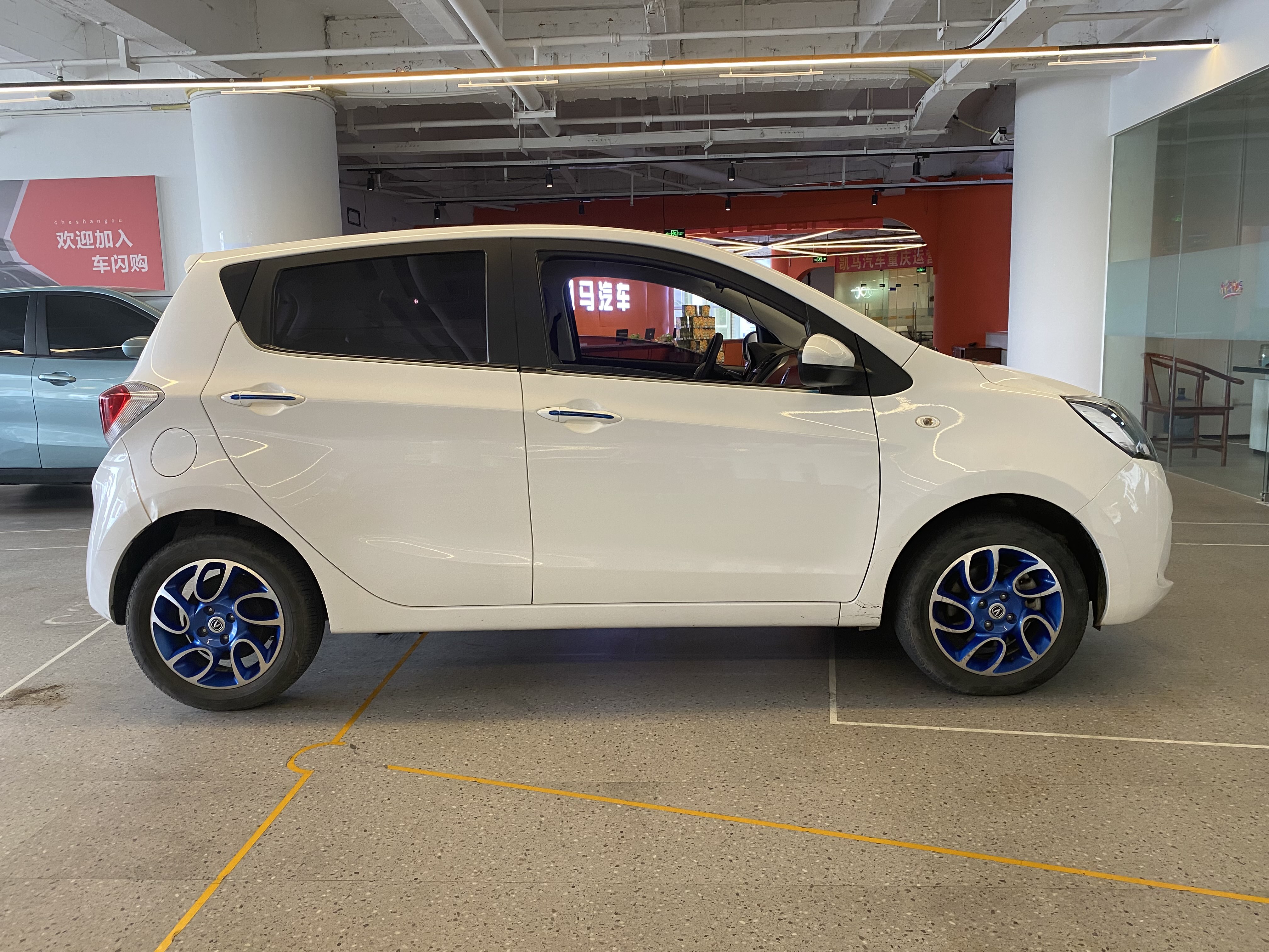 Changan BenBen EV 2018 изображение автомобиля #9