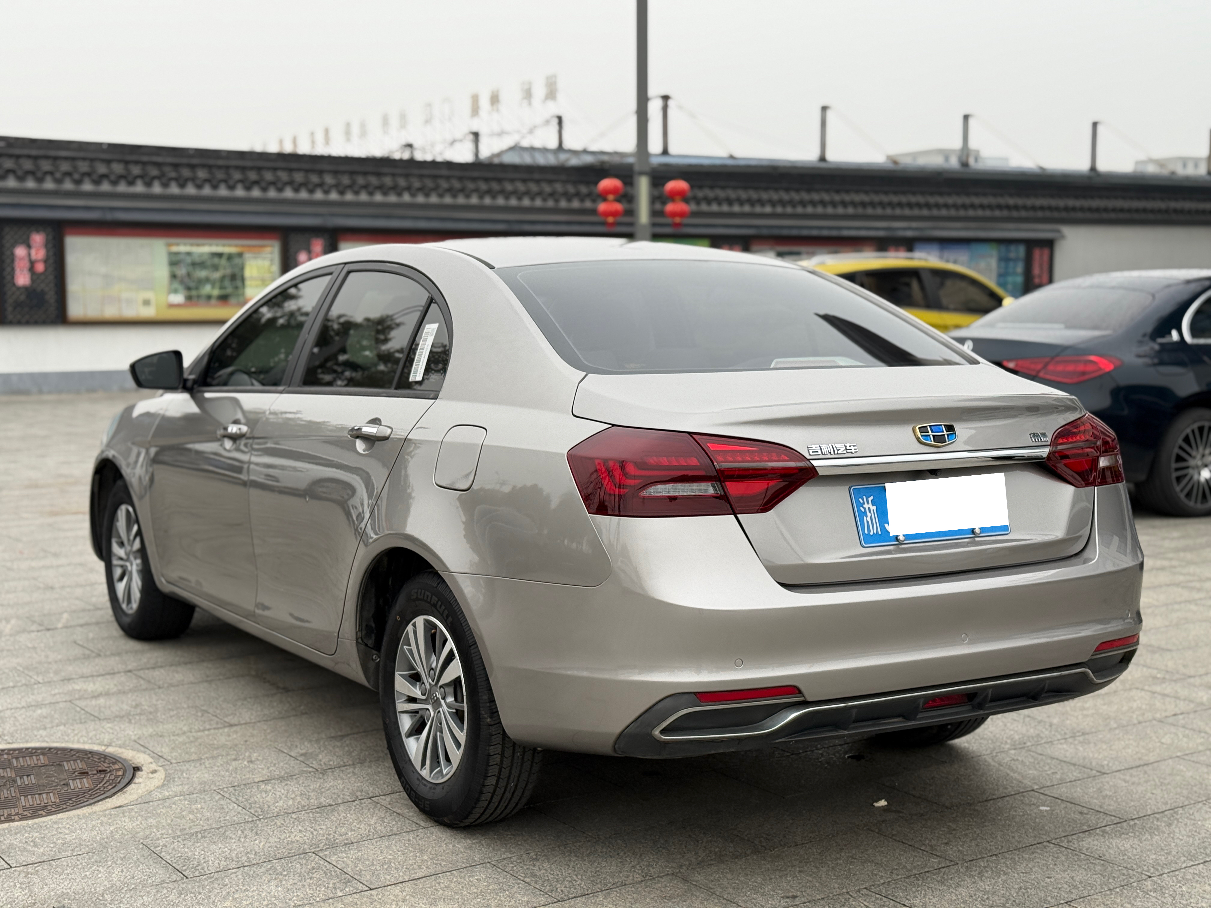 GEELY Emgrand 2019 #9 GEELY Emgrand 2019 car image #9