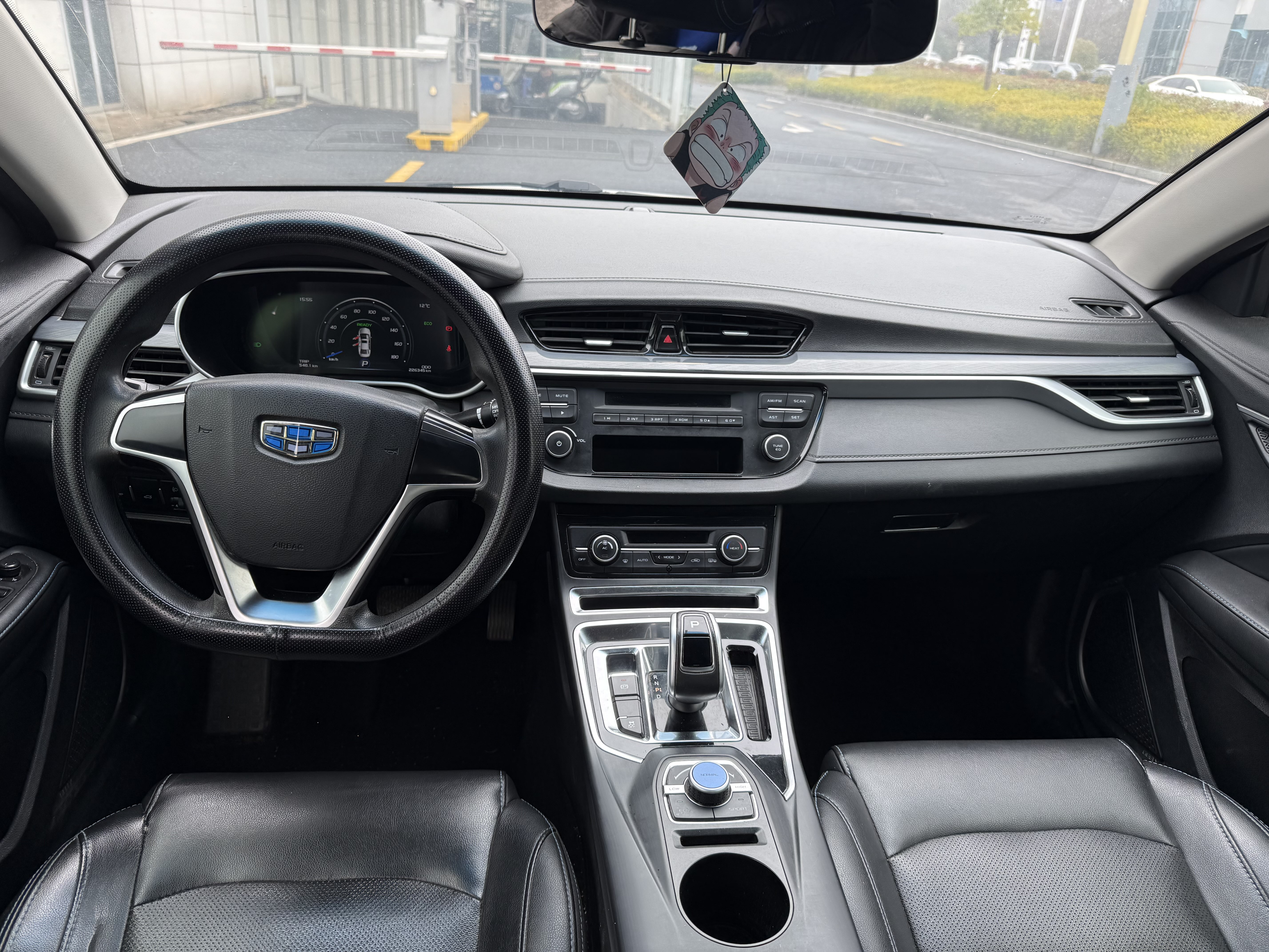 Emgrand New Energy 2019 car image #9