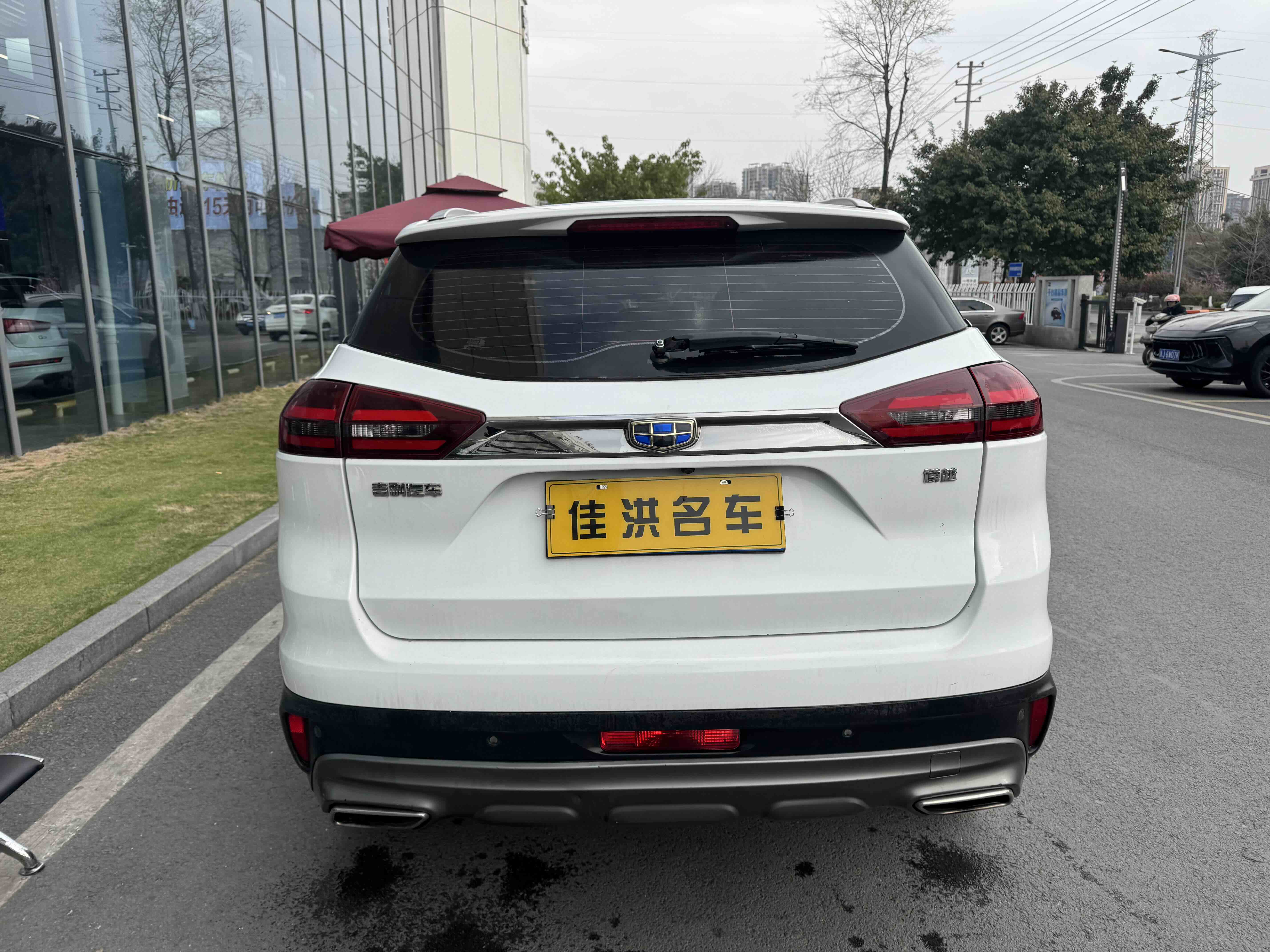 GEELY Boyue 2019 immagine di auto #9