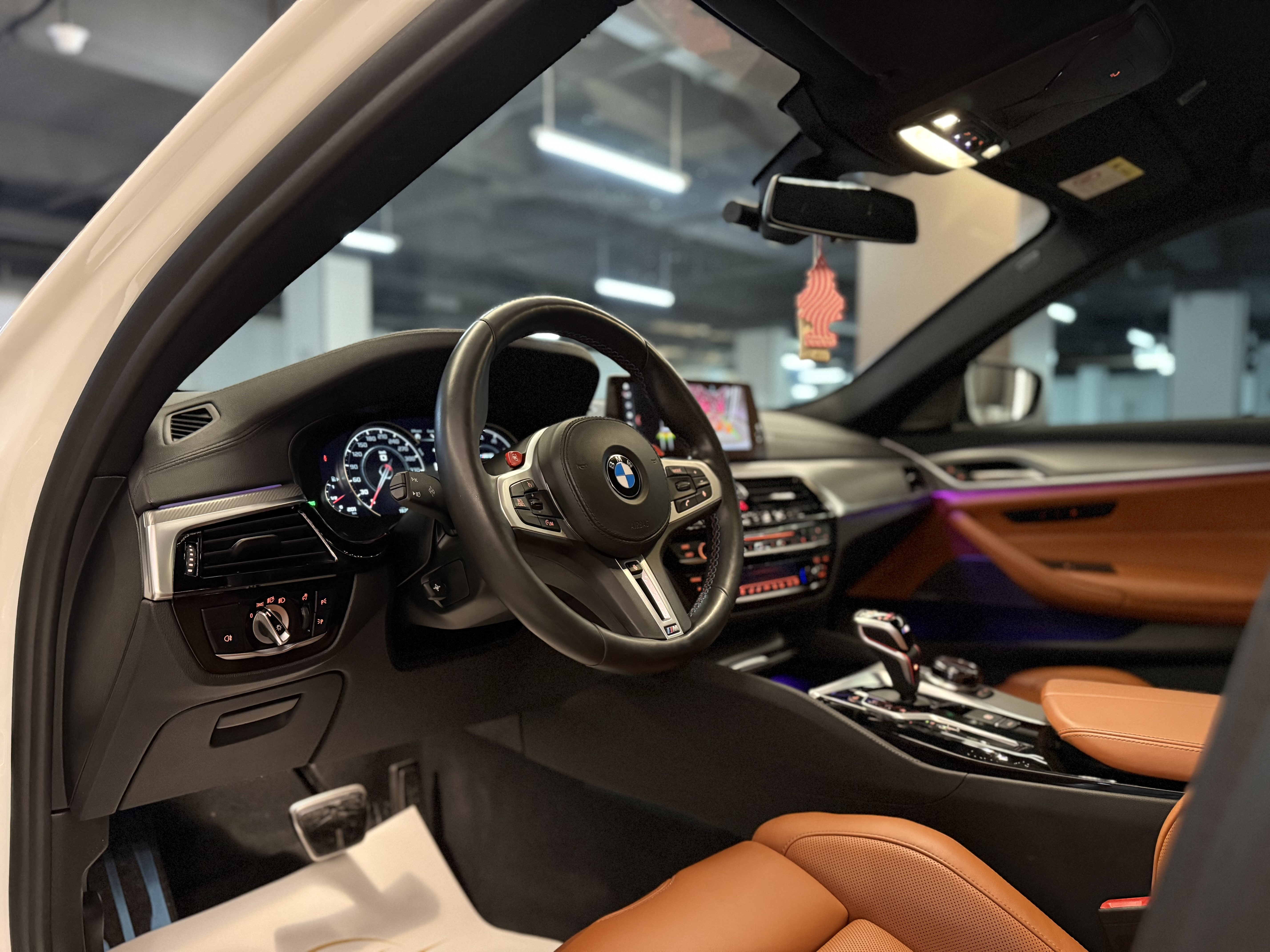 BMW M5 2019 صورة سيارة #9