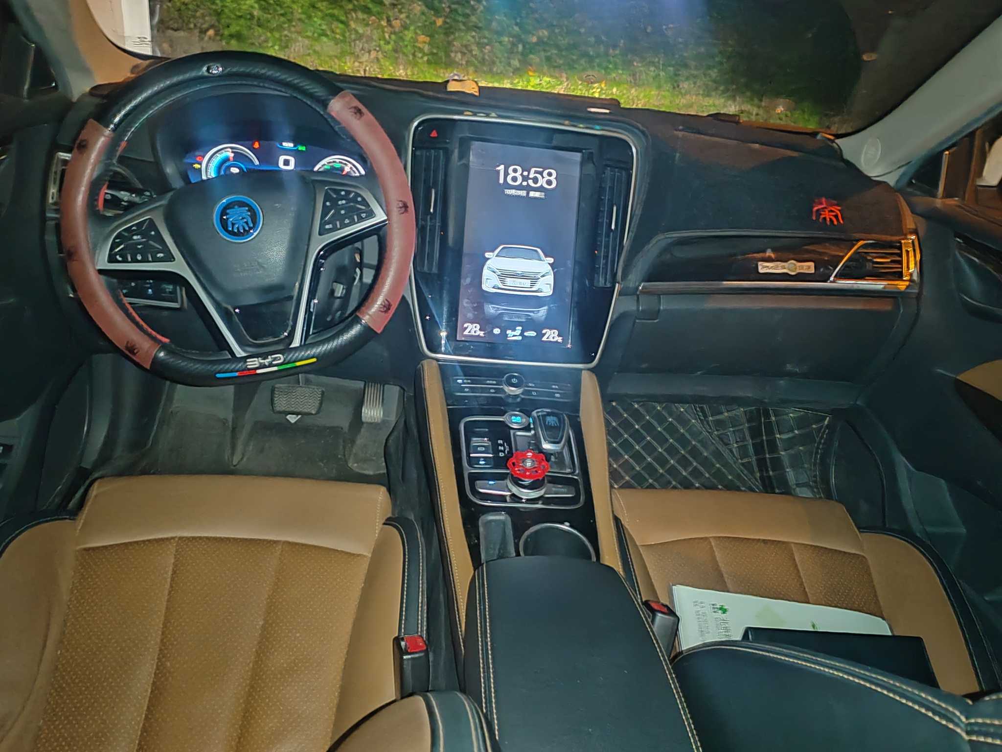 BYD Qin New Energy 2018 car image #9