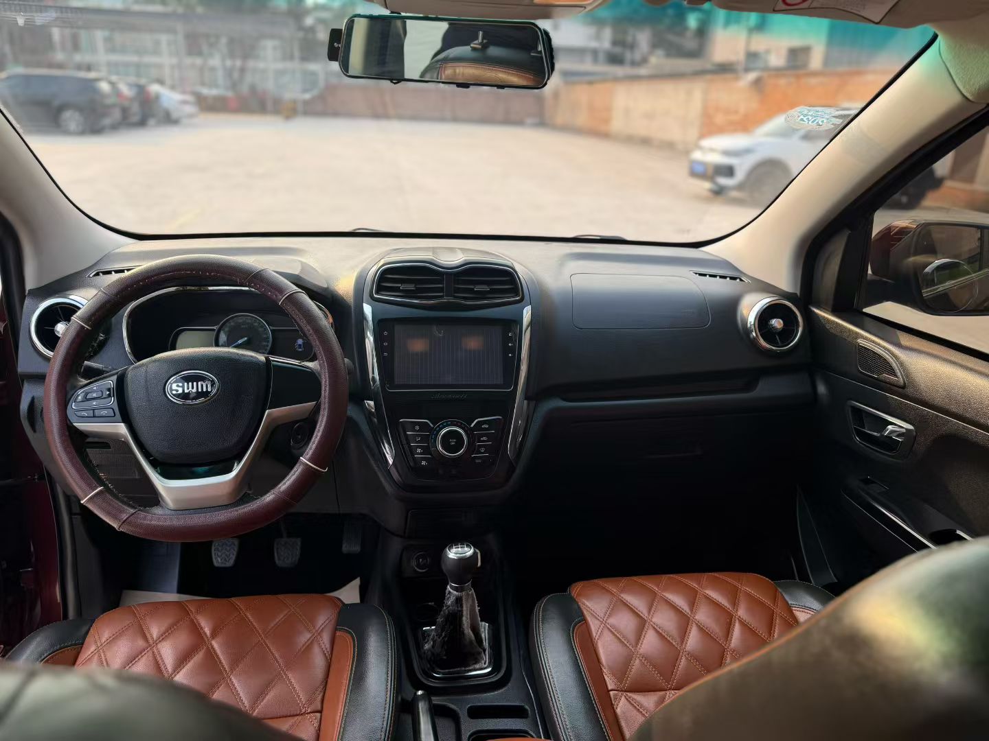 SWM斯威汽车 SWM斯威X7 2019 #9 SWM斯威汽车 SWM斯威X7 2019 汽车图片 #9
