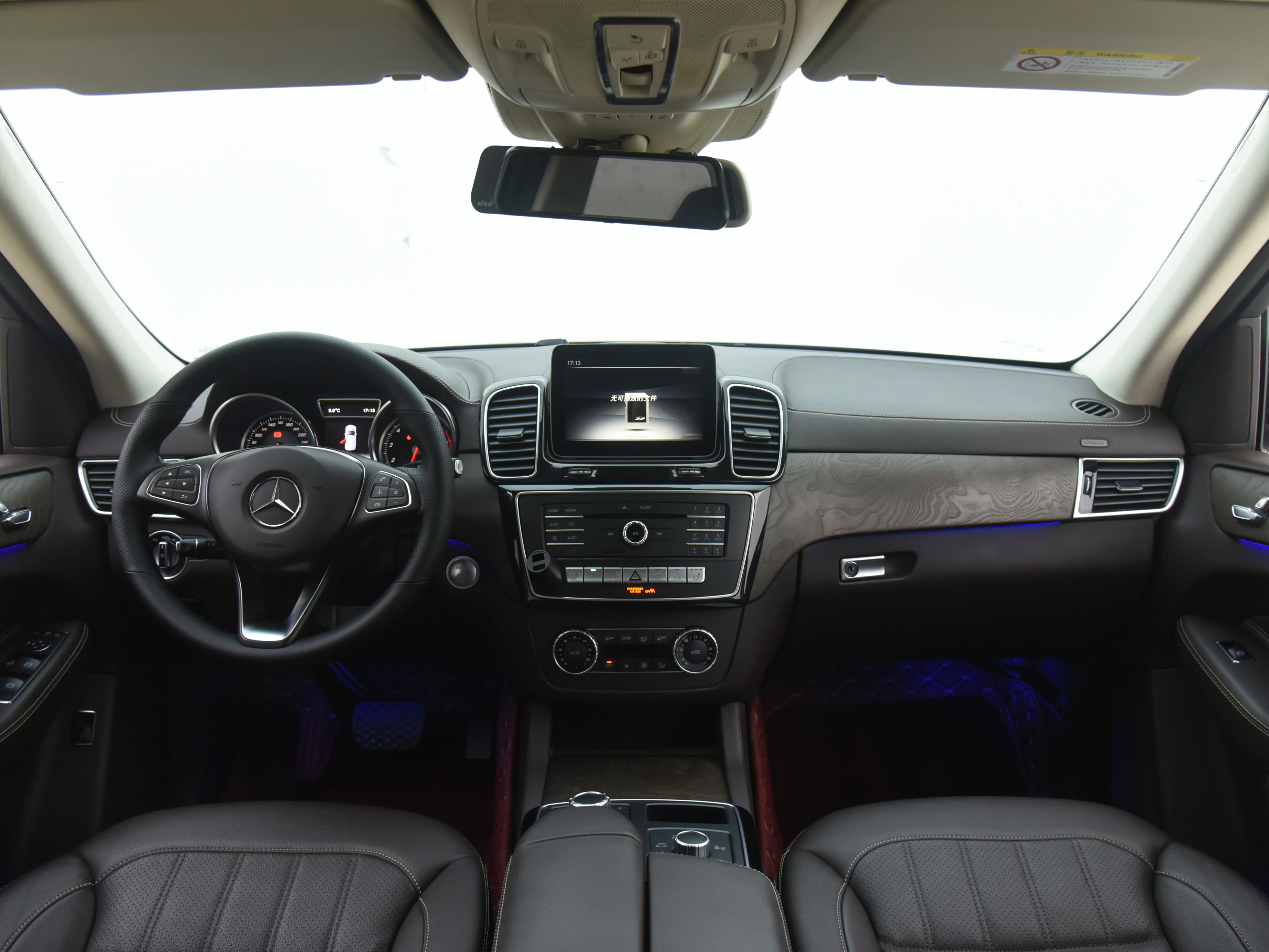 Mercedes-Benz GLE Class 2018 #9 Mercedes-Benz GLE Class 2018 car image #9