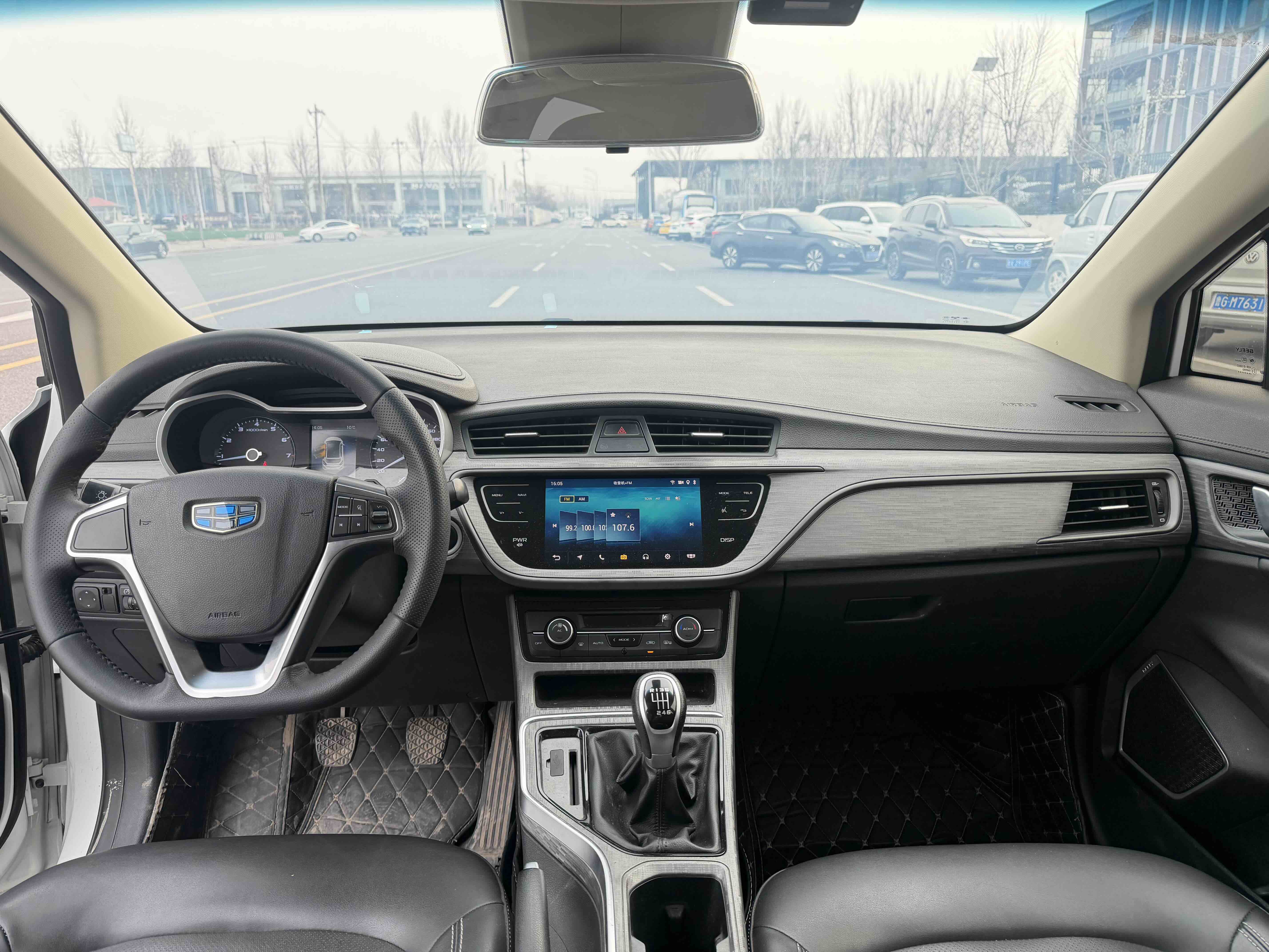 GEELY Emgrand GS 2019 car image #9