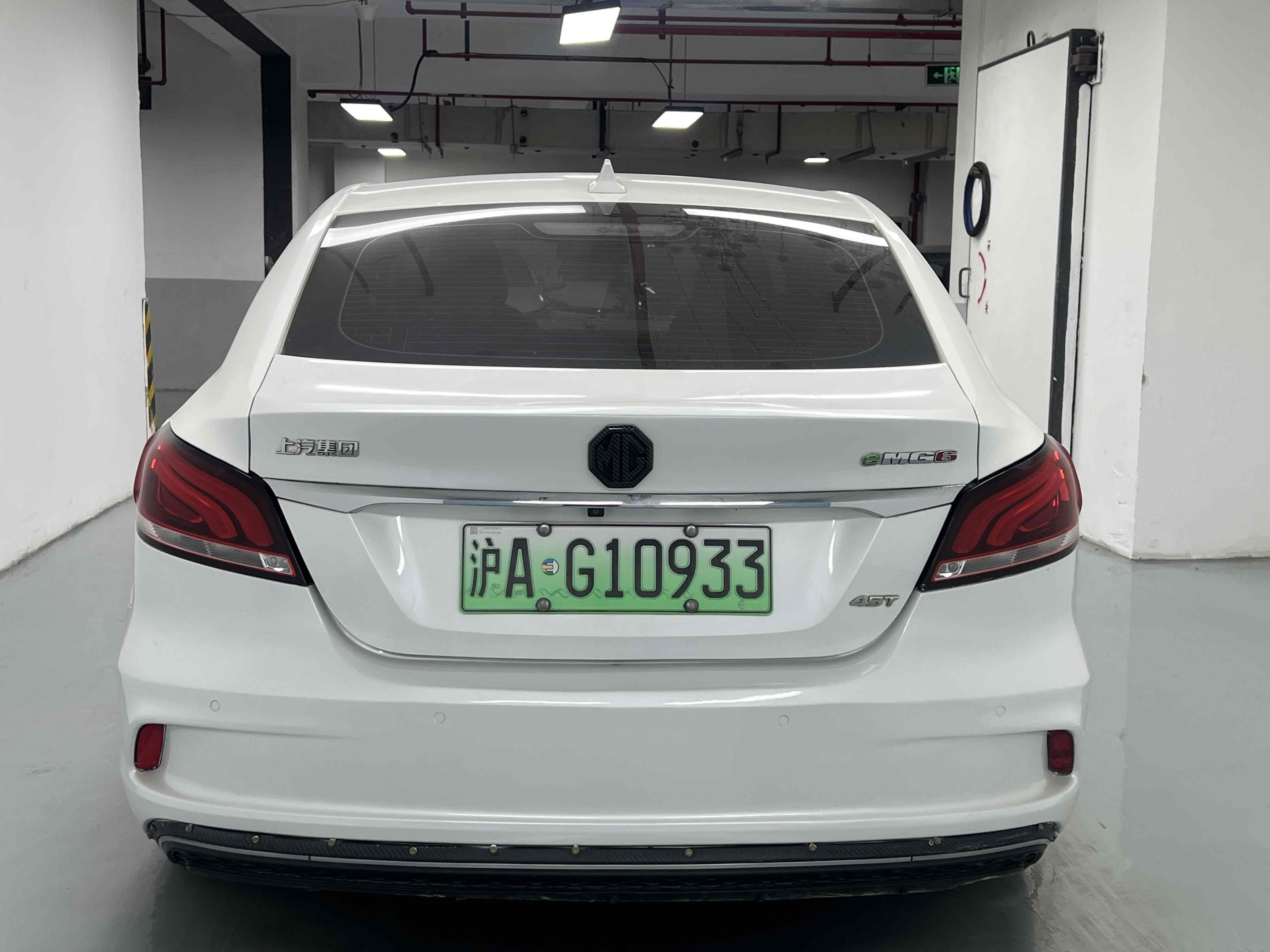 MG 6 New Energy 2018 car image #9