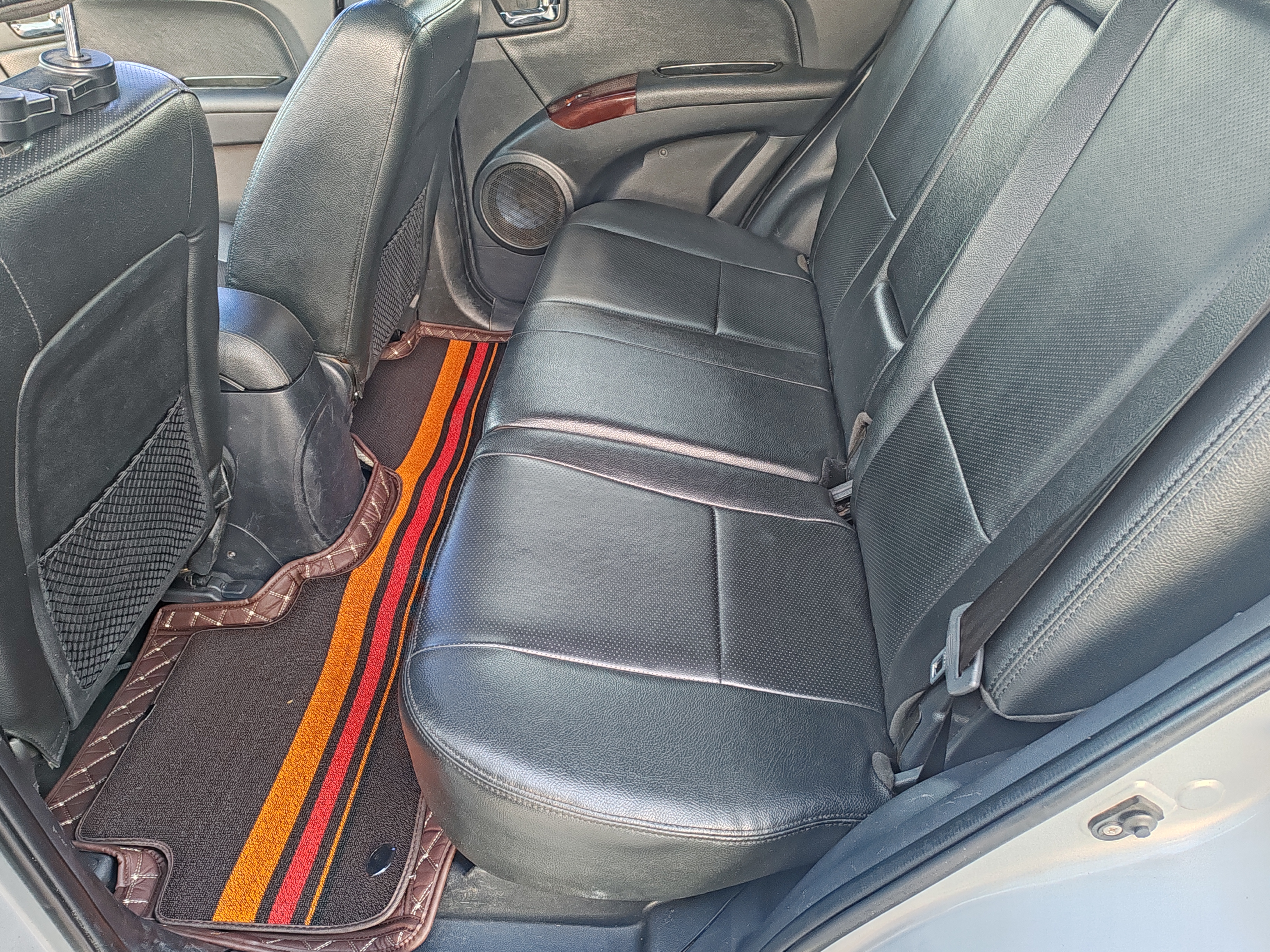 起亚 狮跑 2010 汽车图片 #9