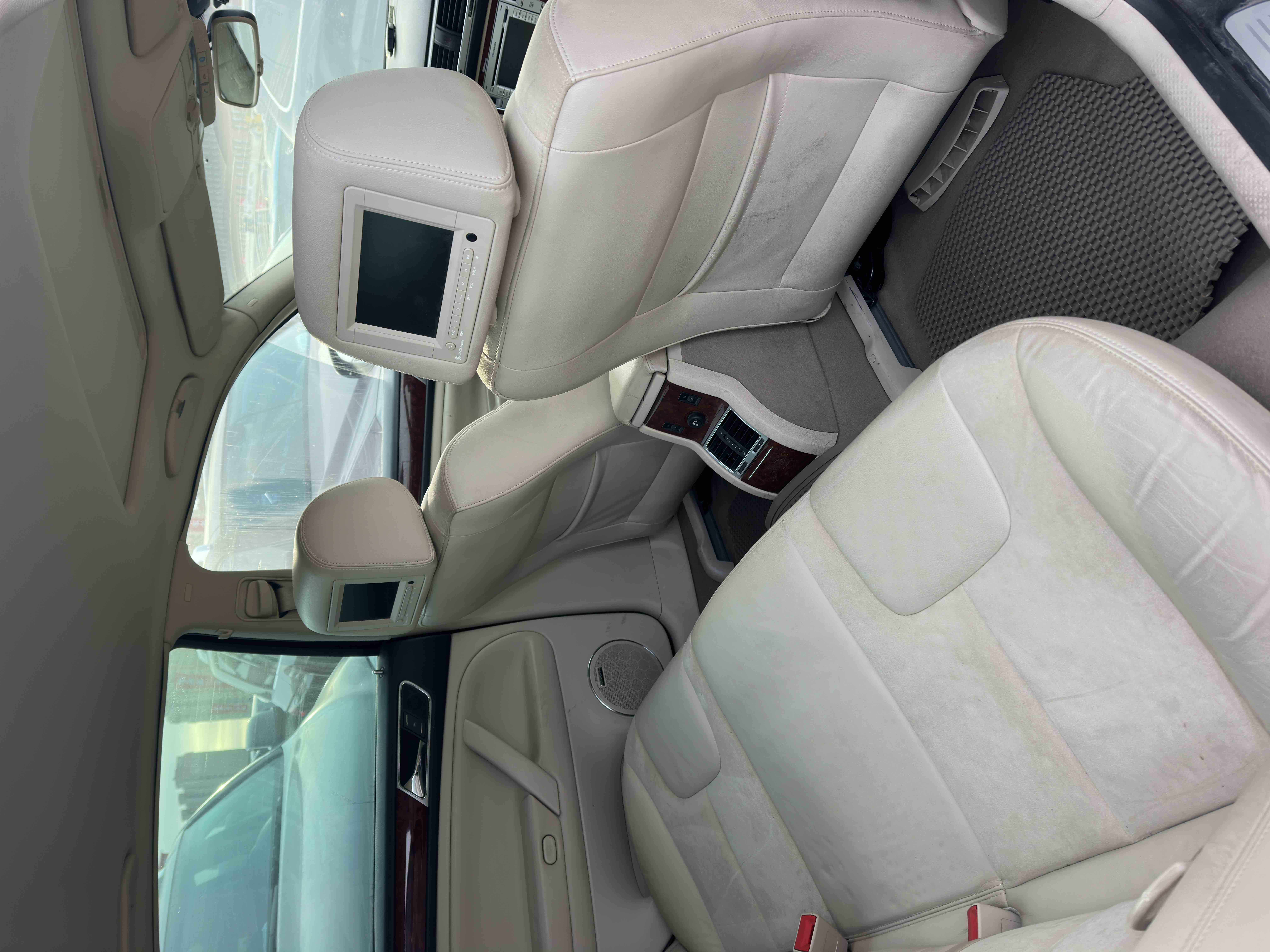 Volkswagen Passat Lingyu 2010 car image #9