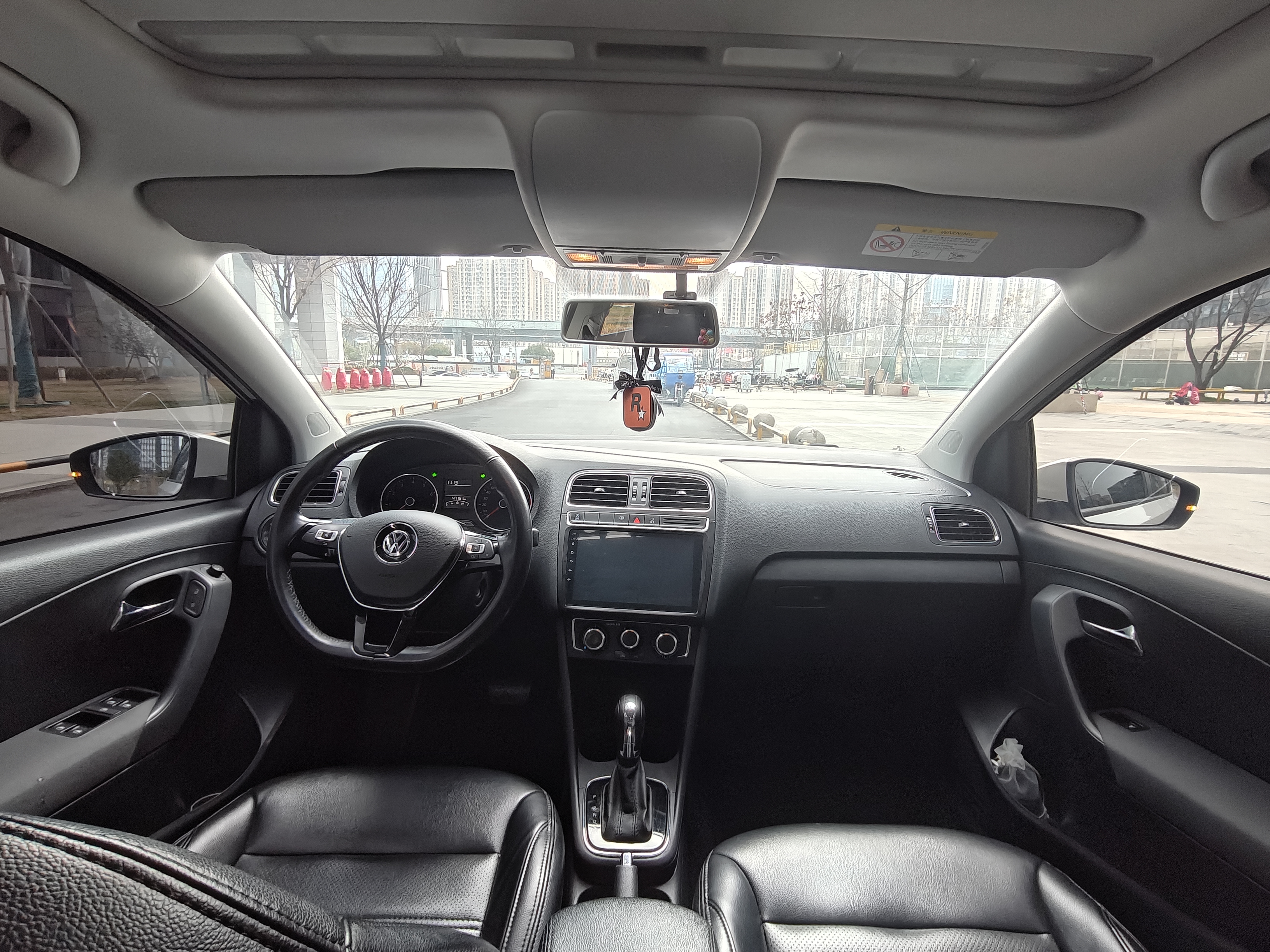 Volkswagen Polo 2019 immagine di auto #9