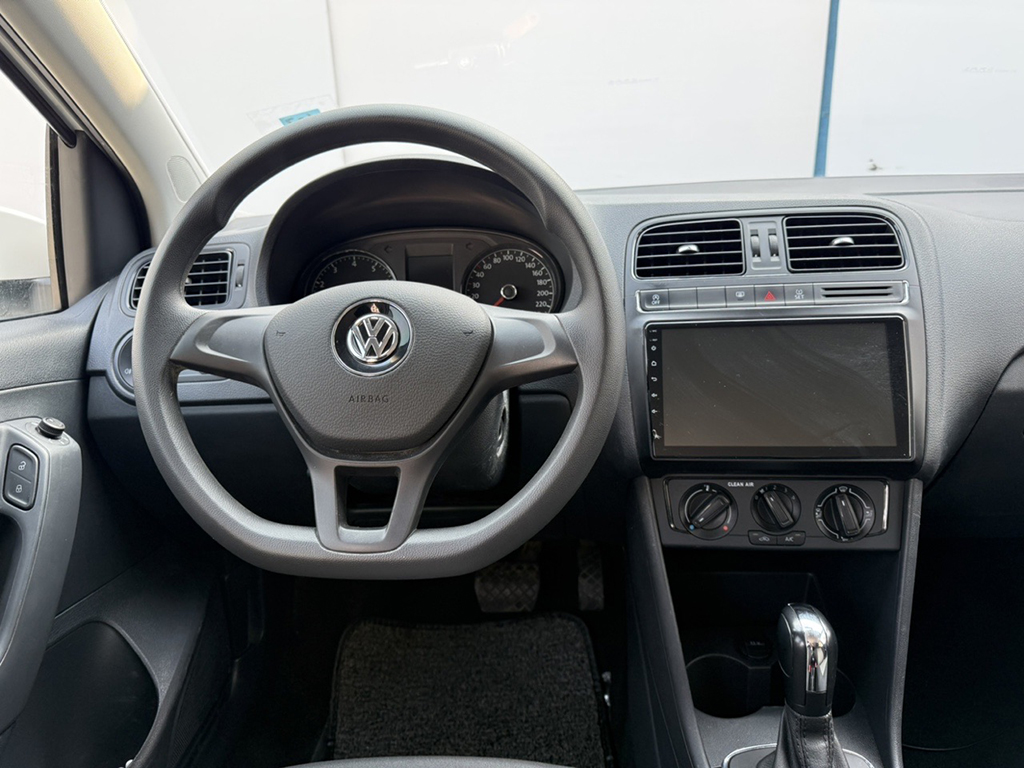 Polo 2018 #9 Polo 2018 car image #9