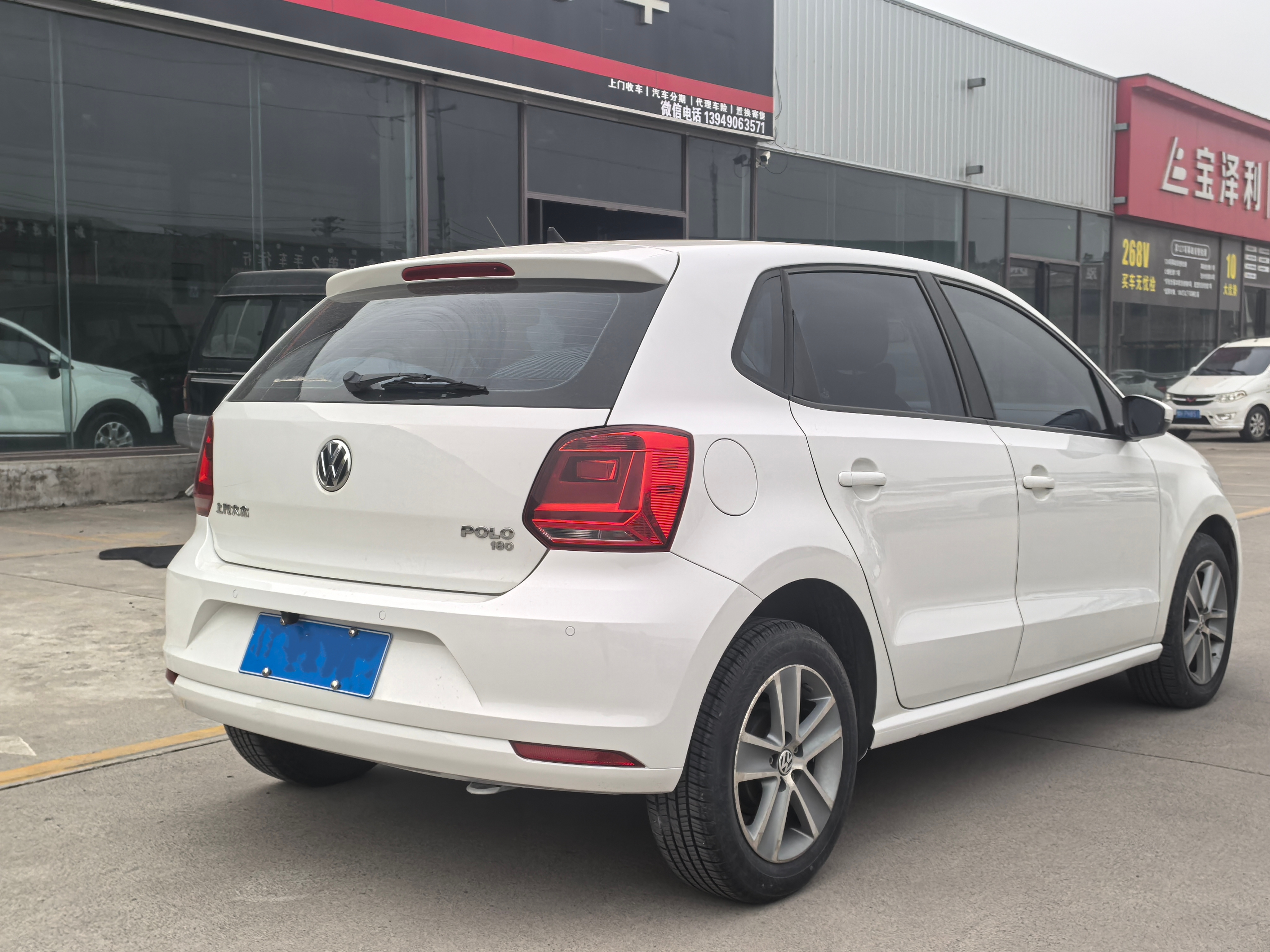 Polo 2018 car image #9