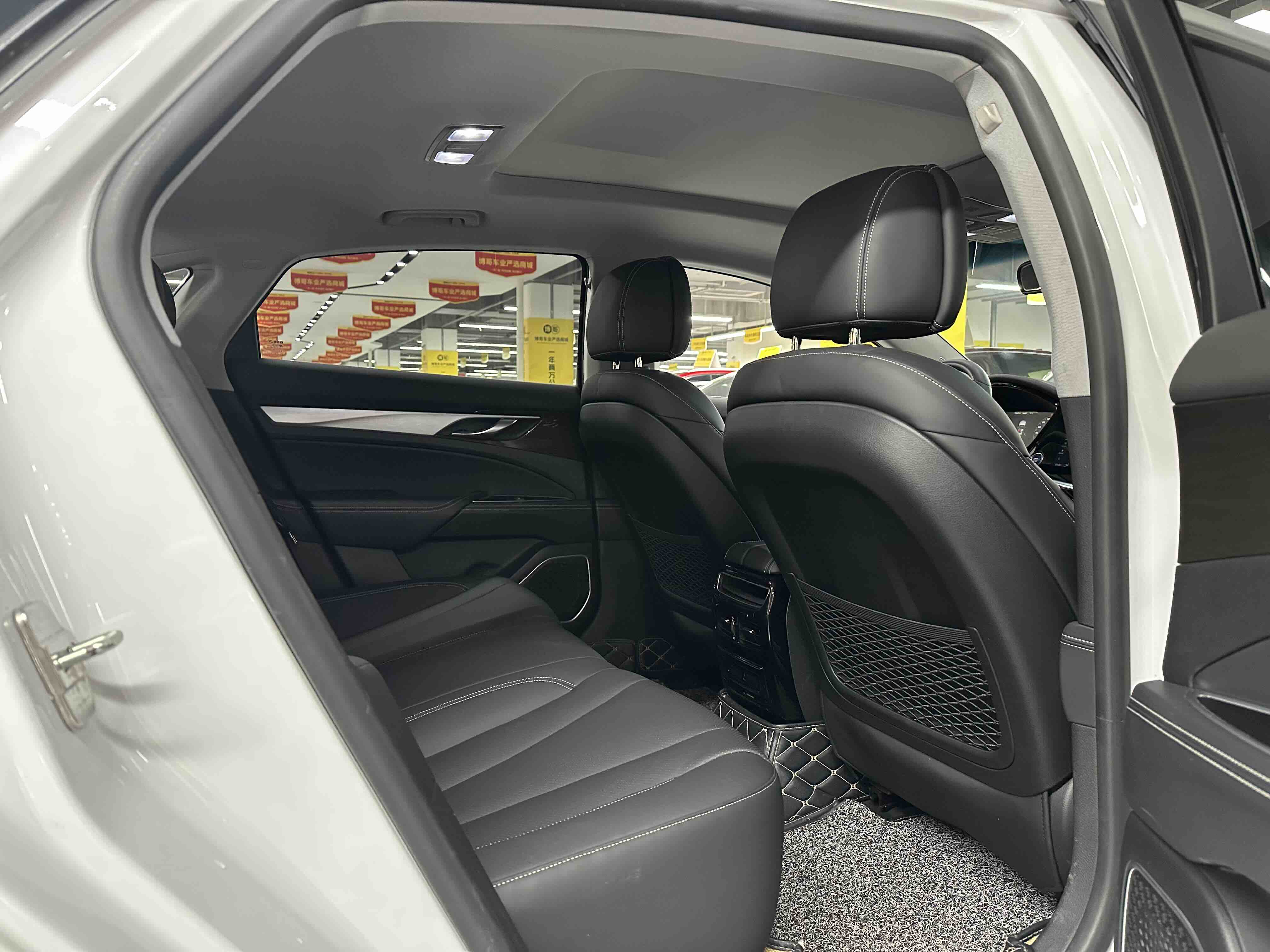 GEELY Ulion New Energy 2018 car image #9