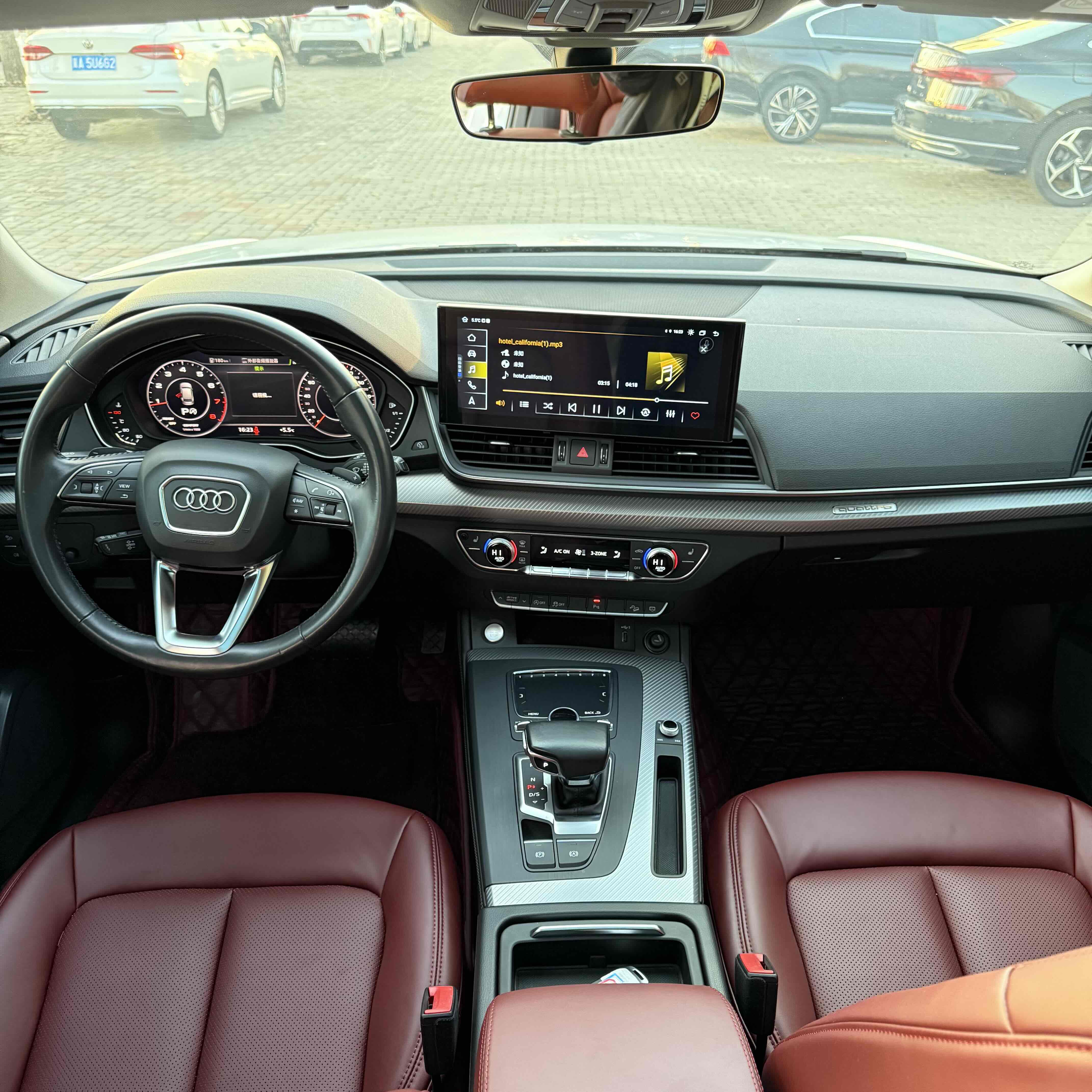 Audi Q5L 2019 صورة سيارة #9