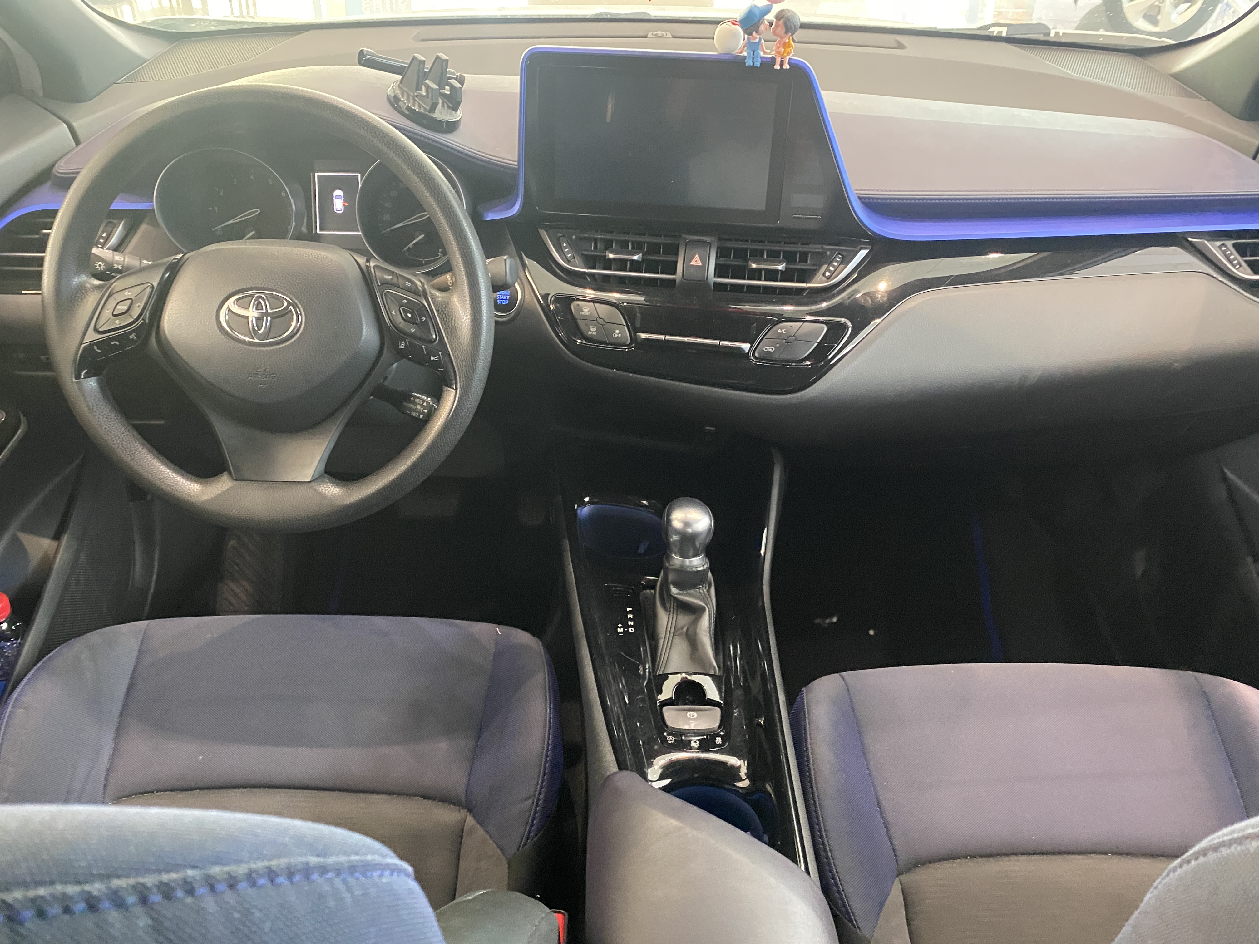 Toyota C-HR 2019 immagine di auto #9