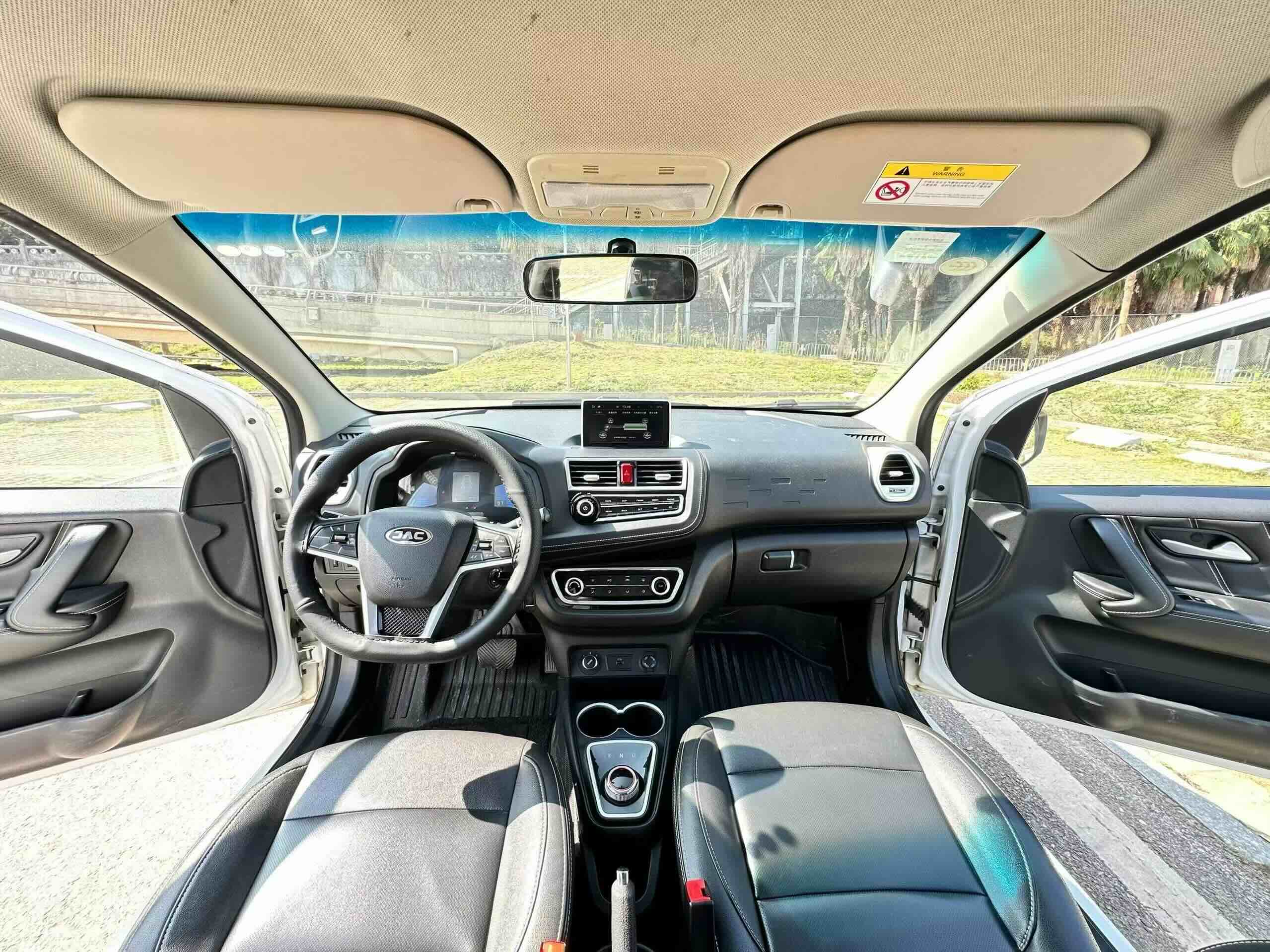 JAC 2019 #9 JAC 2019 صورة سيارة #9