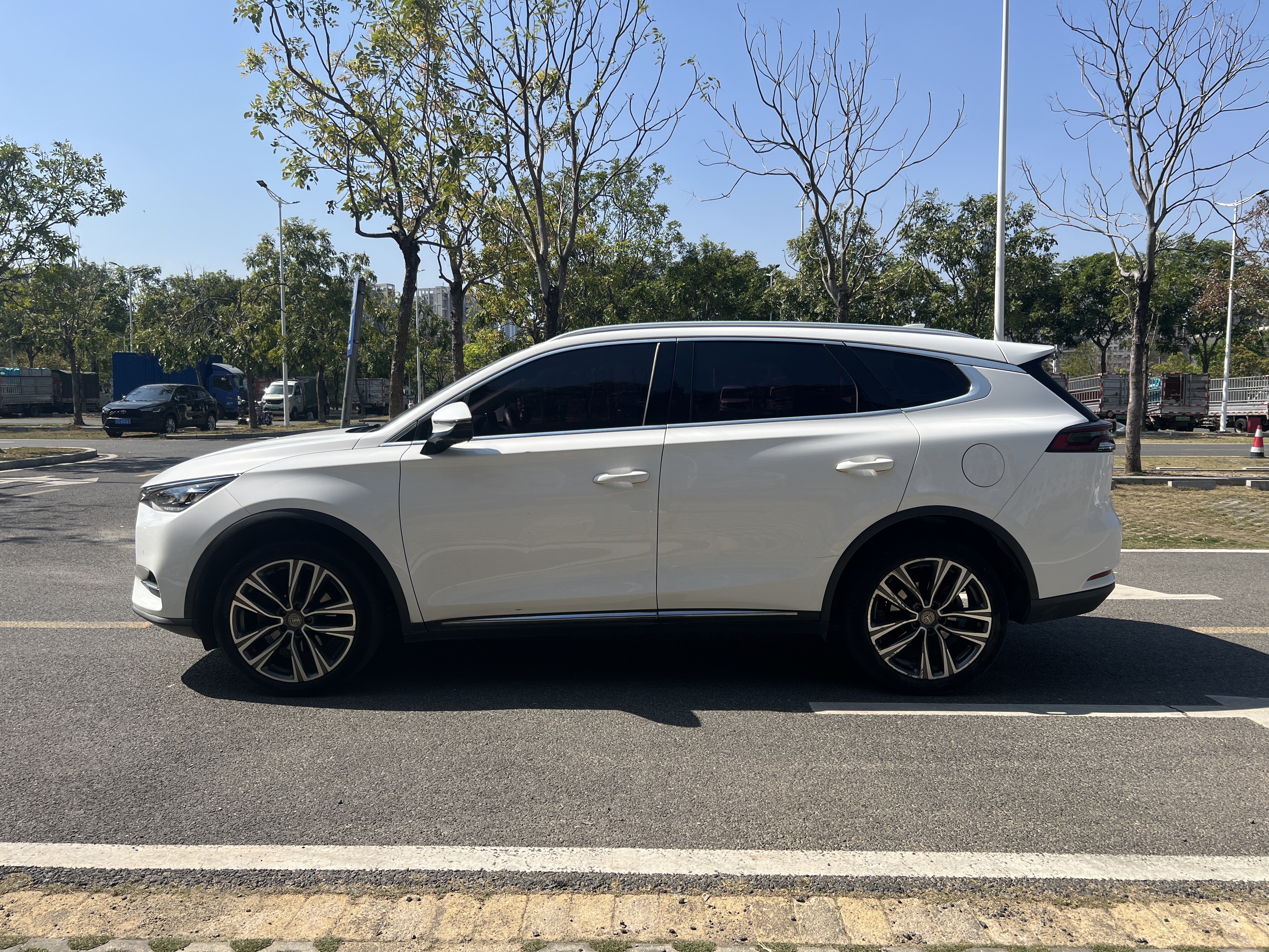 BYD Tang 2019 immagine di auto #9