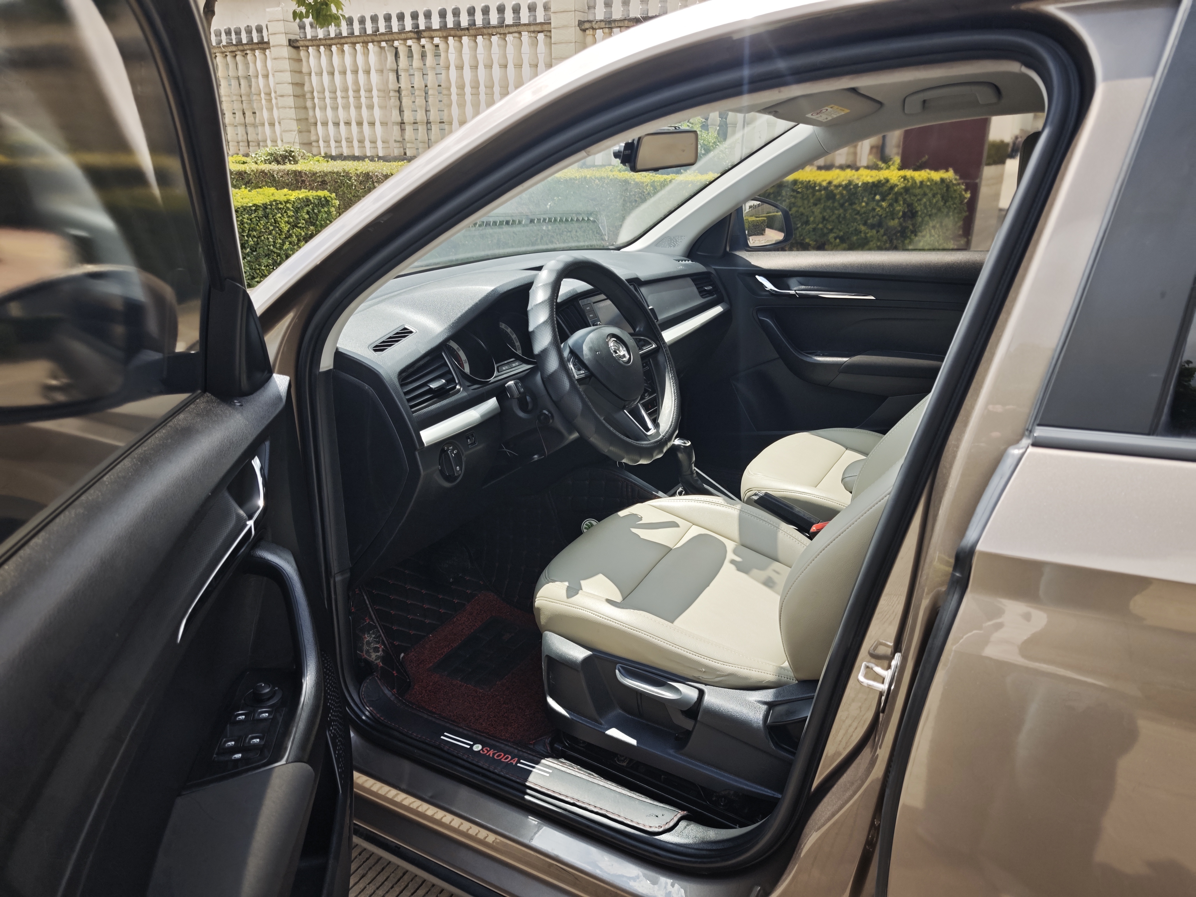 Skoda Kamiq 2019 car image #9