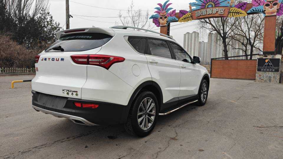 X70 2019 car image #9