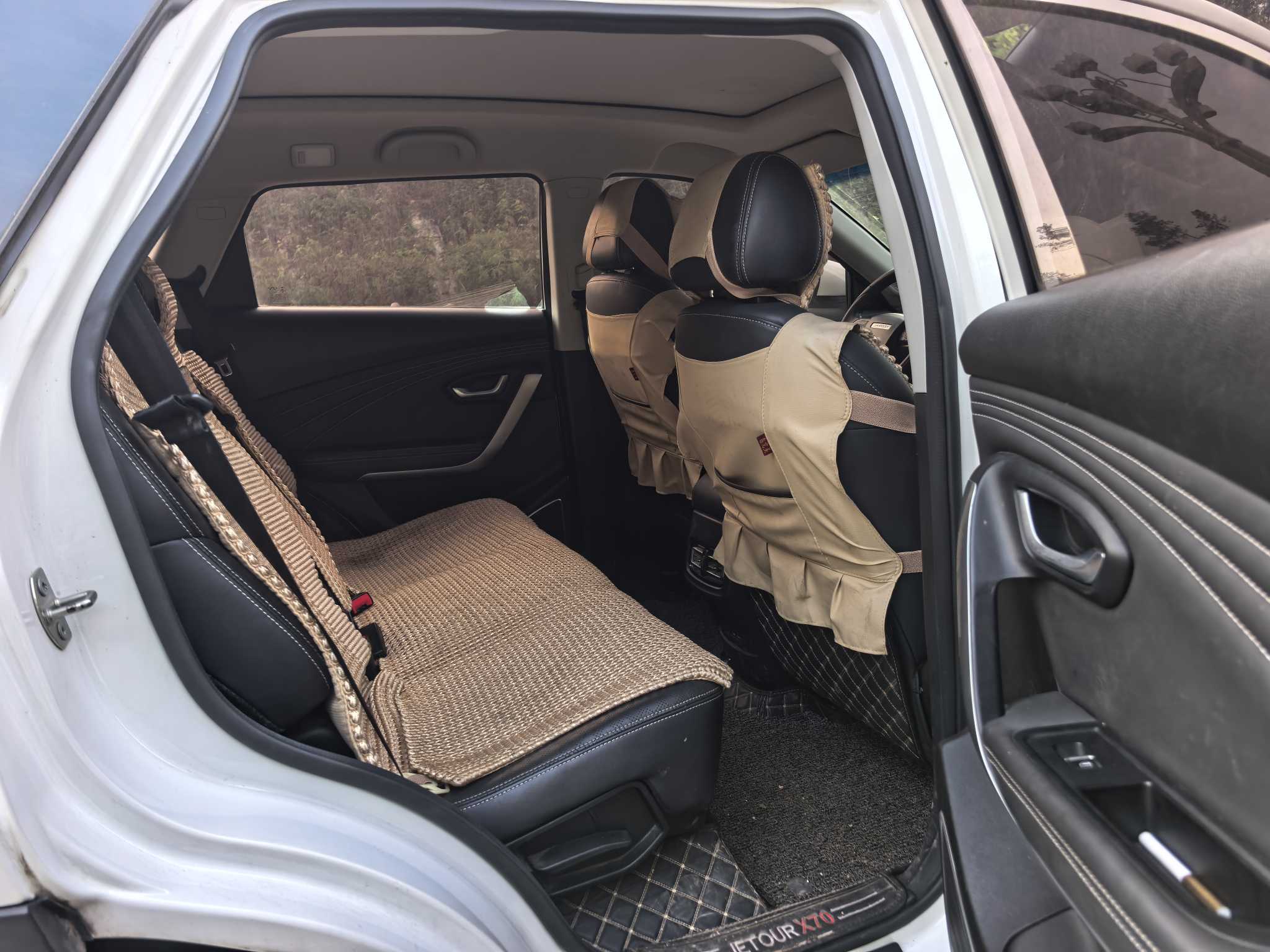 X70 2018 #9 X70 2018 car image #9