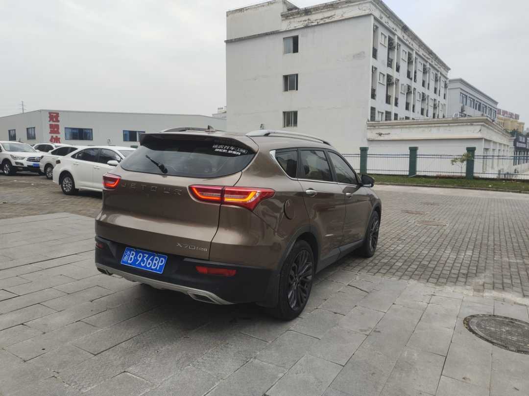 X70 2018 car image #9