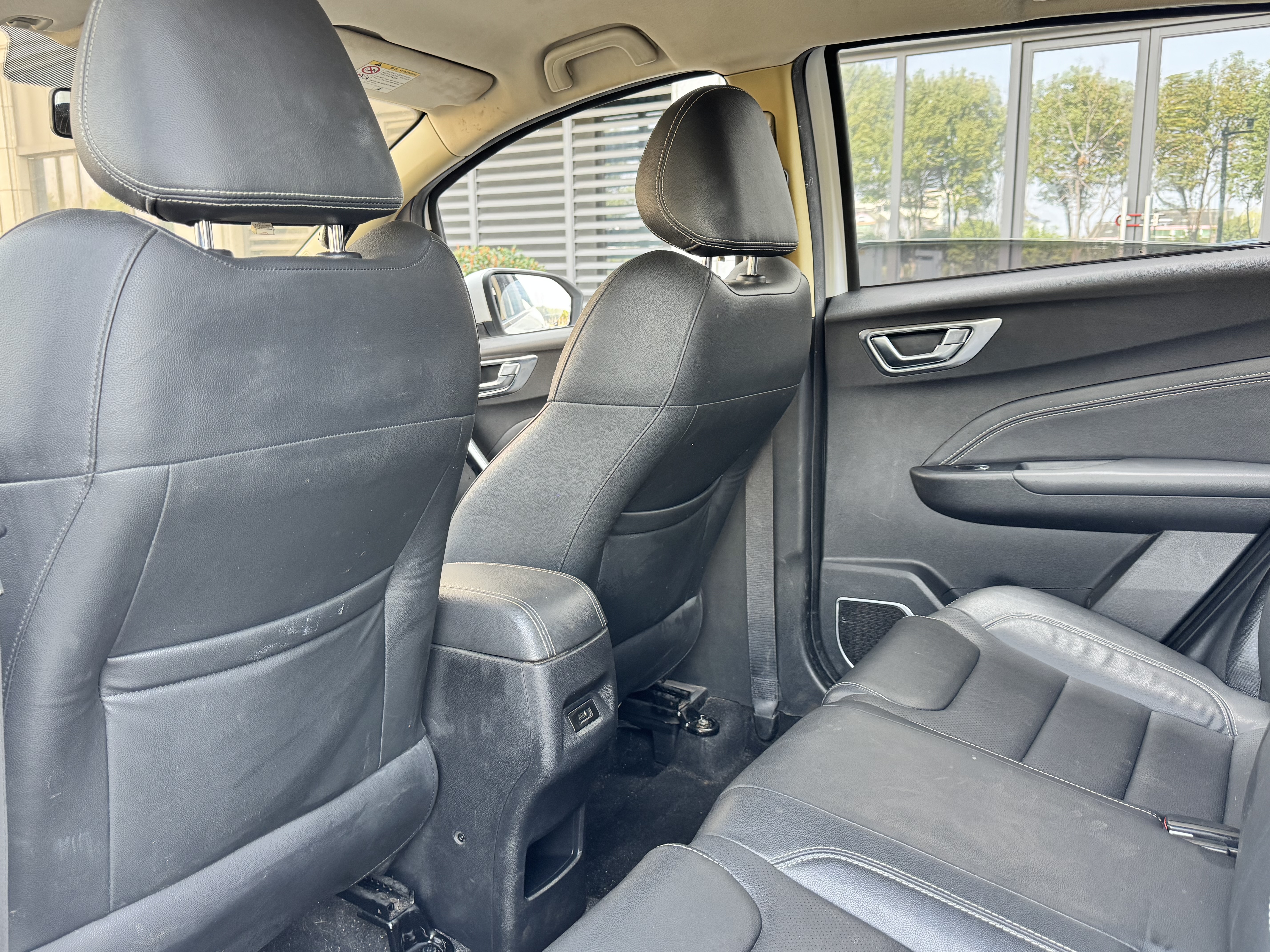 Vision X3 2019 car image #9