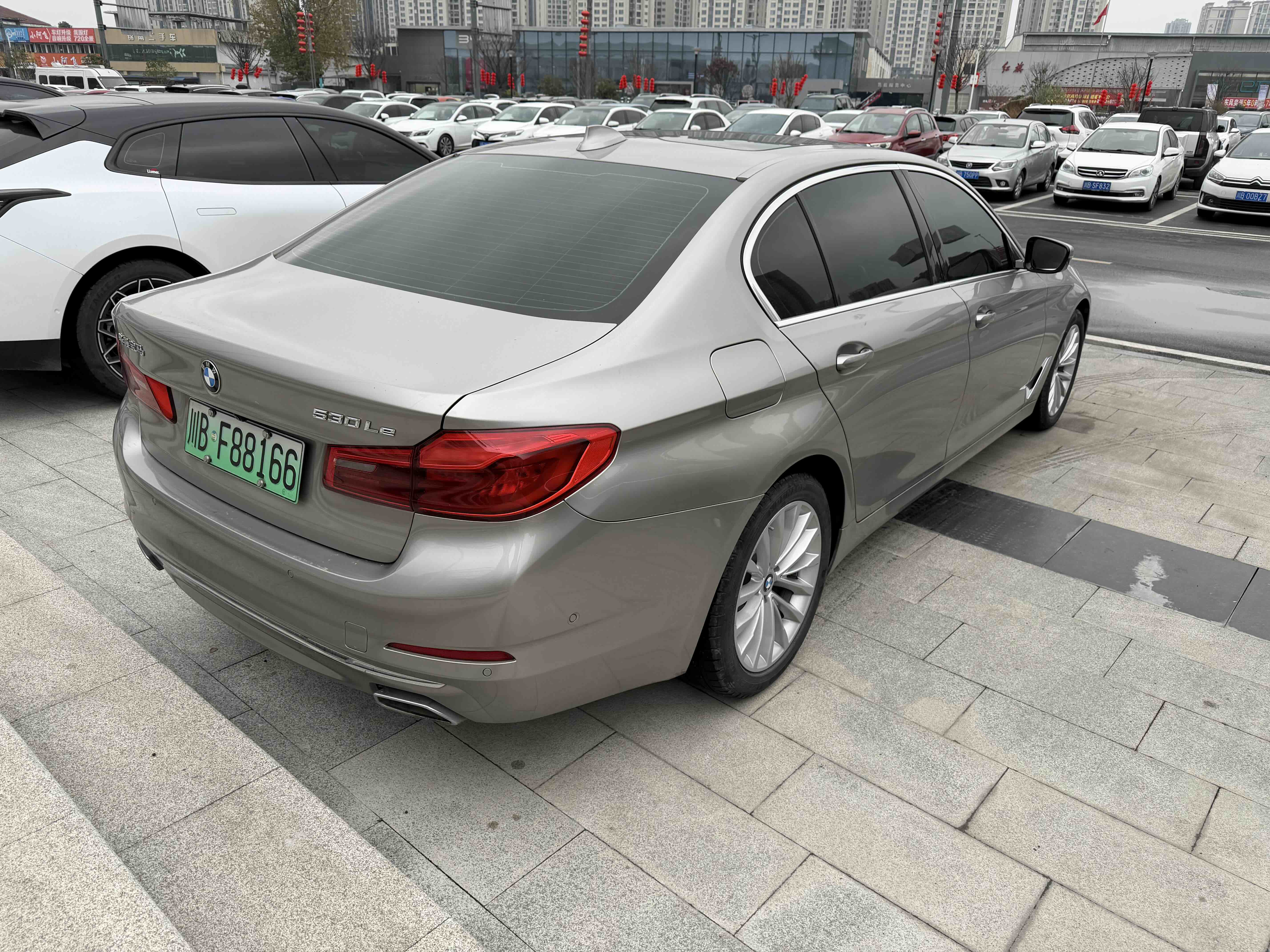 BMW 5 Series New Energy 2019 #9 BMW 5 Series New Energy 2019 car image #9