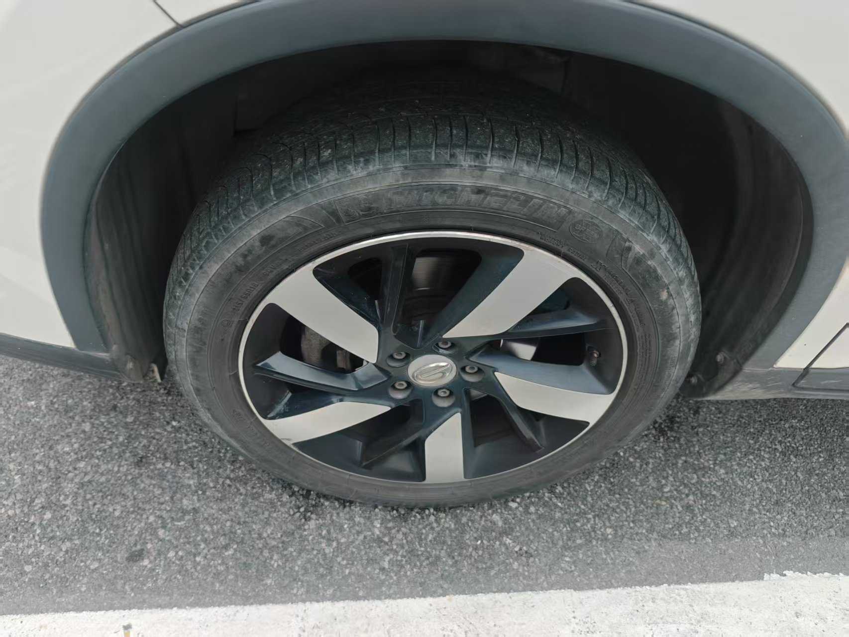 GAC ix4 2018 #9 GAC ix4 2018 car image #9