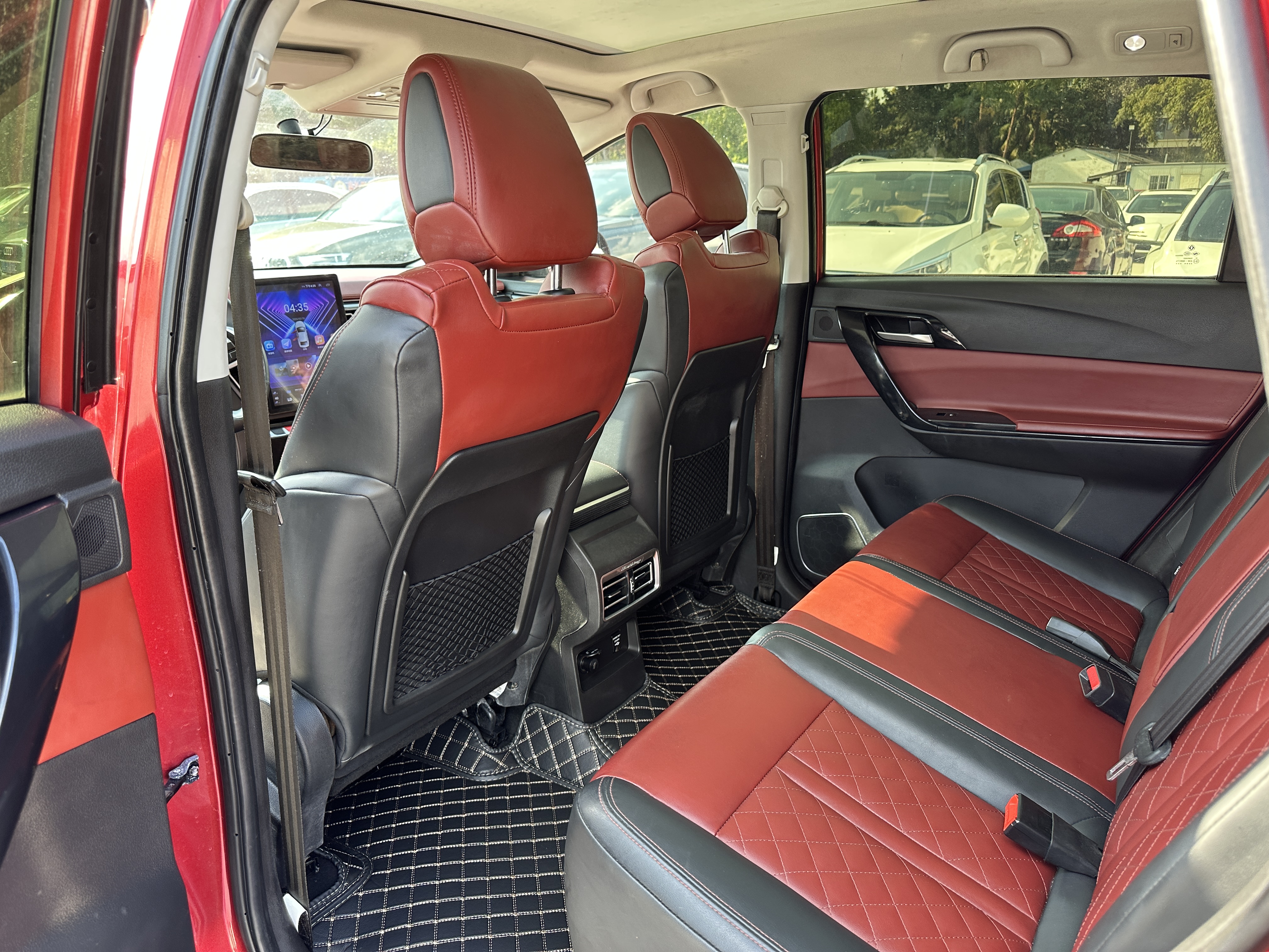T5 2019 #9 T5 2019 car image #9