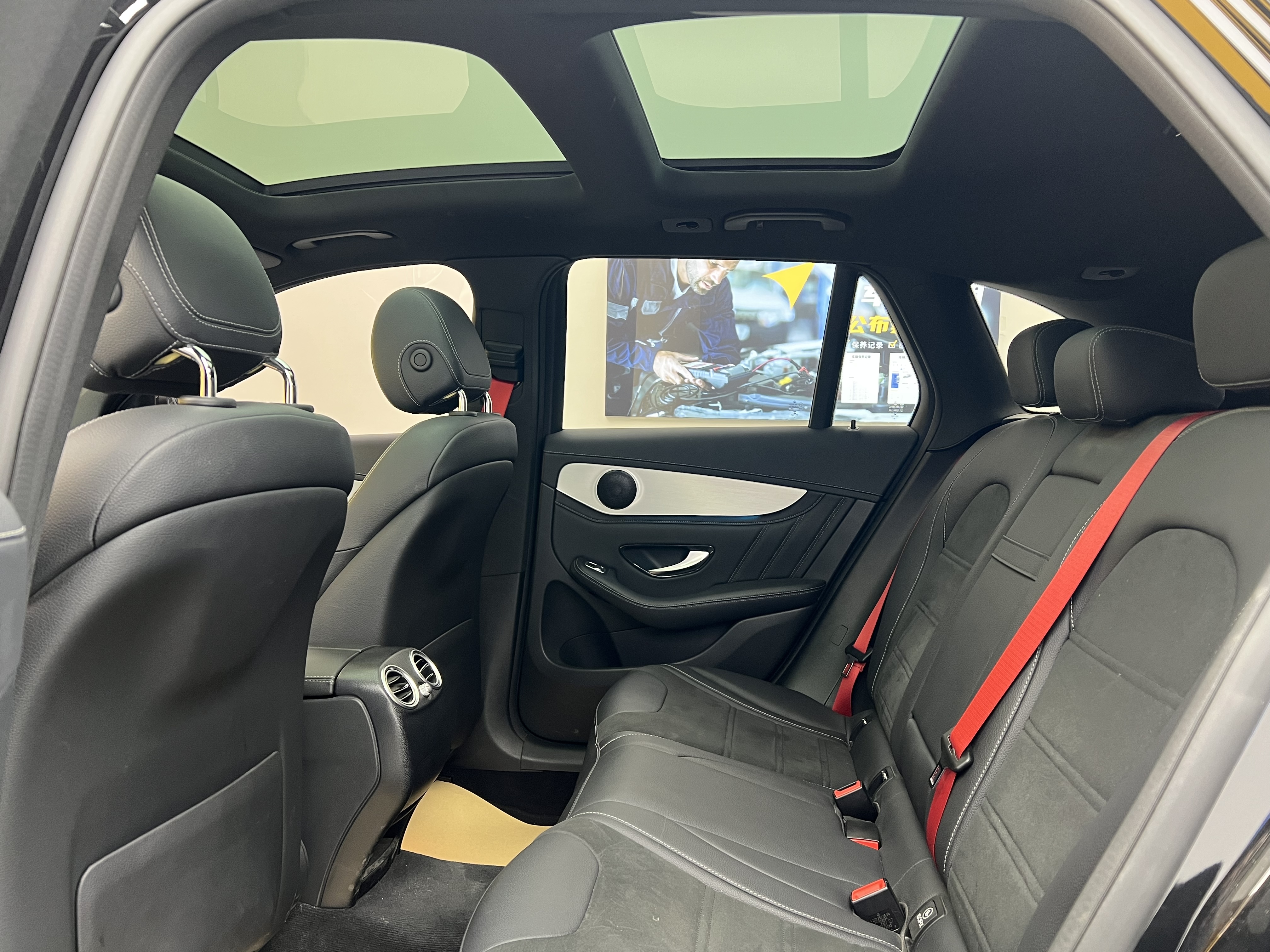 Mercedes-Benz GLC Coupe AMG 2020 image de voiture #9