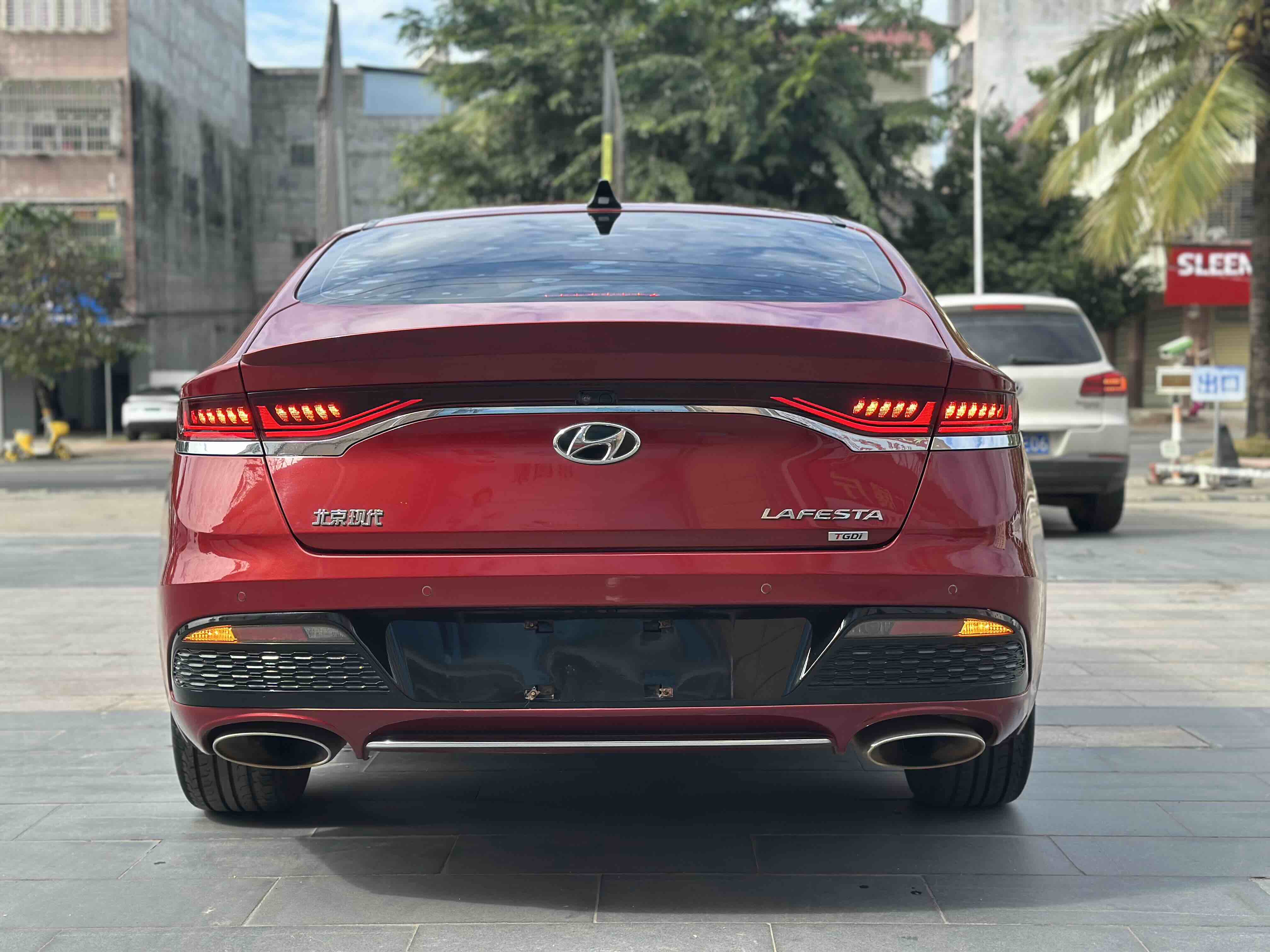 Hyundai Lafesta 2020 car image #9