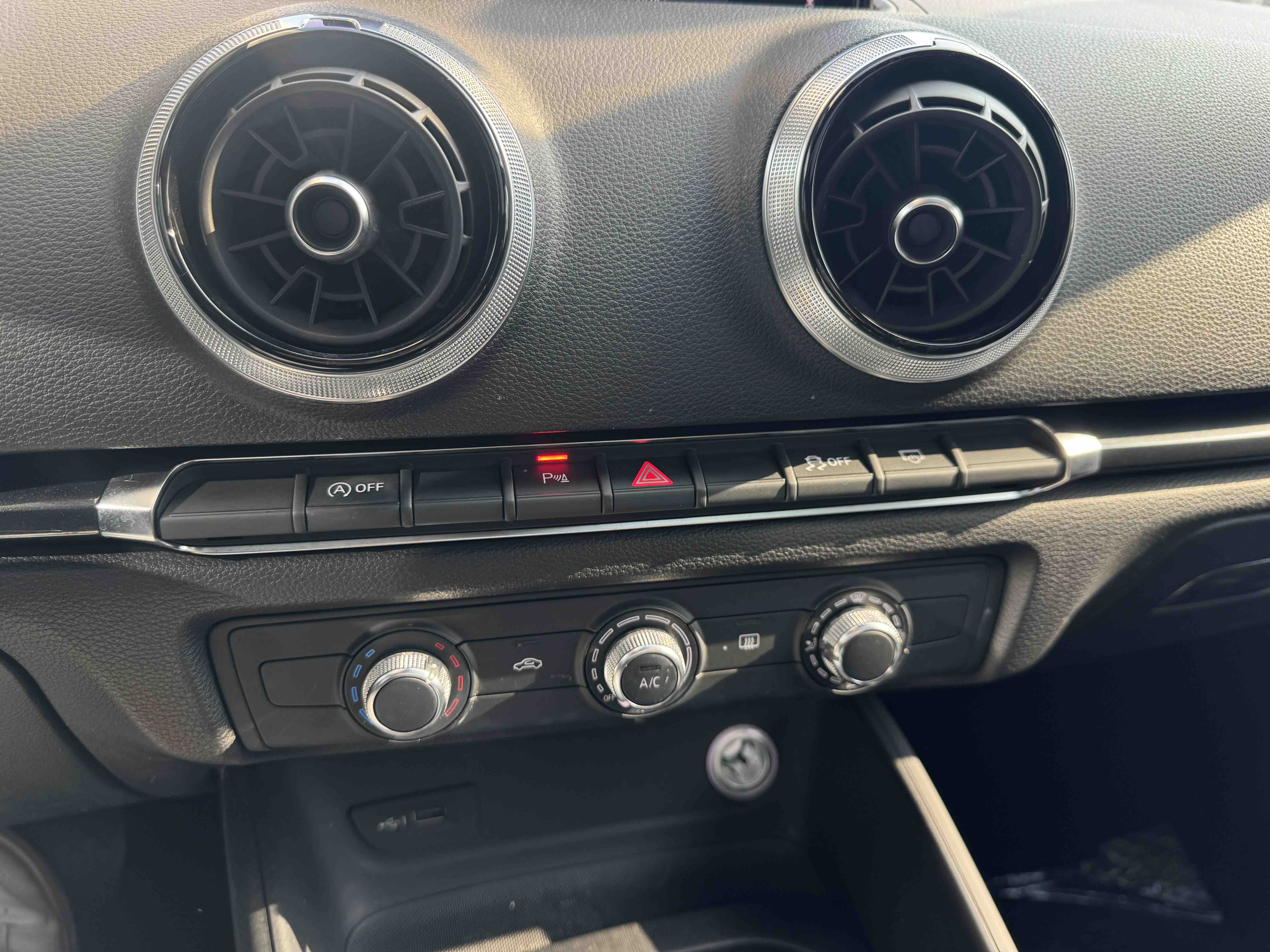 Audi A3 2019 #9 Audi A3 2019 car image #9