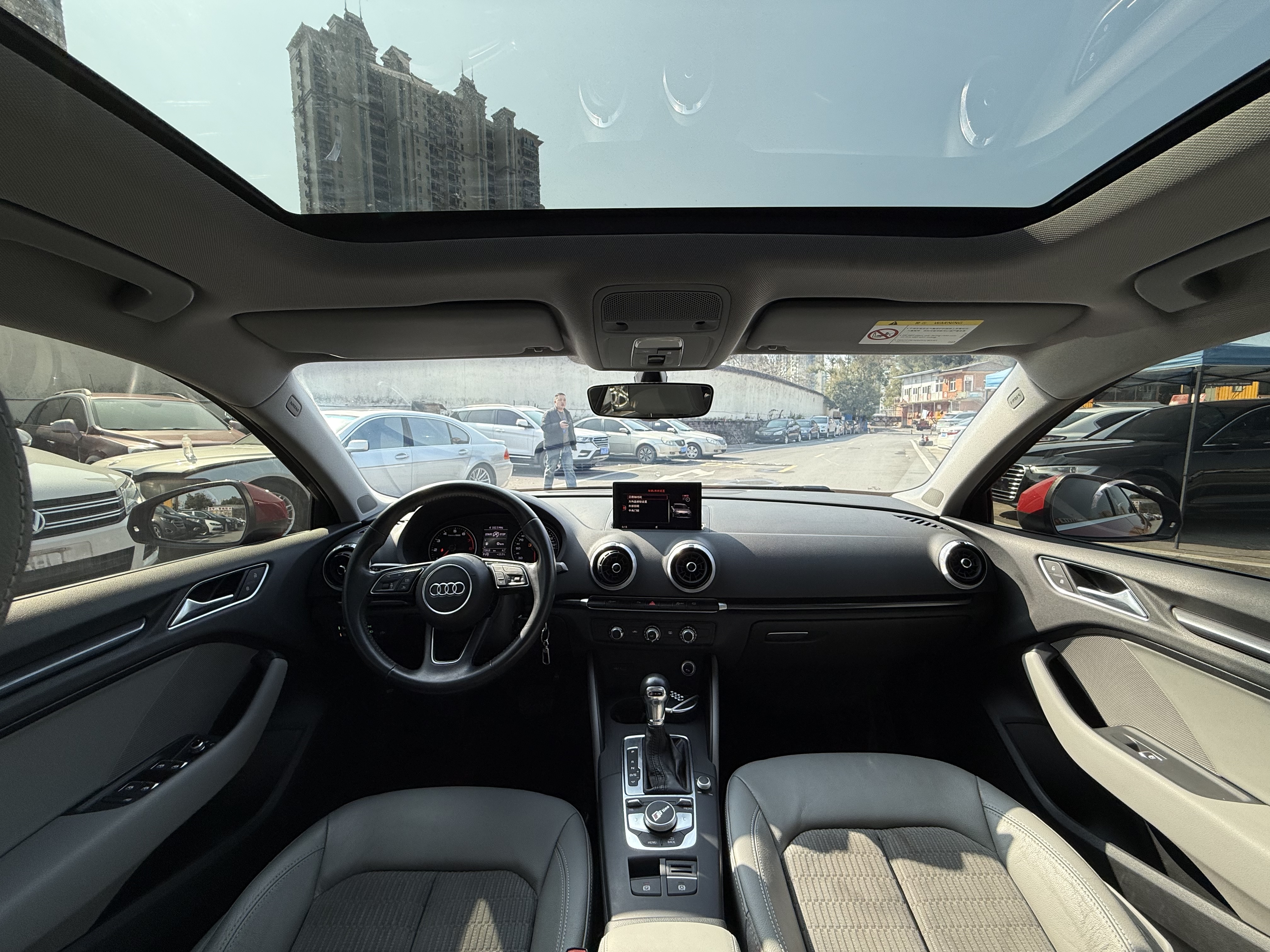 Audi A3 2019 car image #9