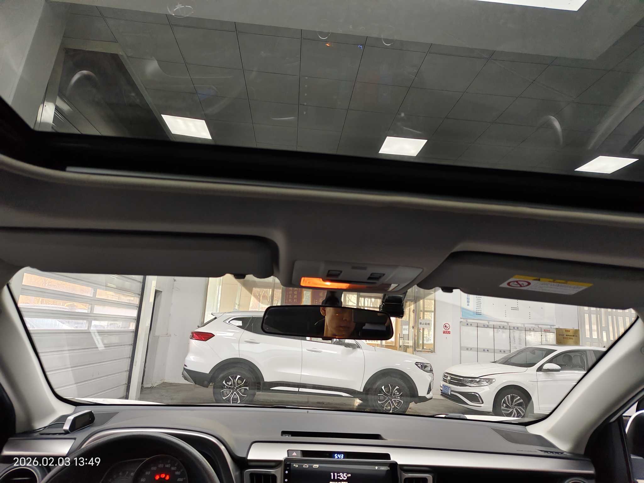 Toyota RAV4 2019 car image #9