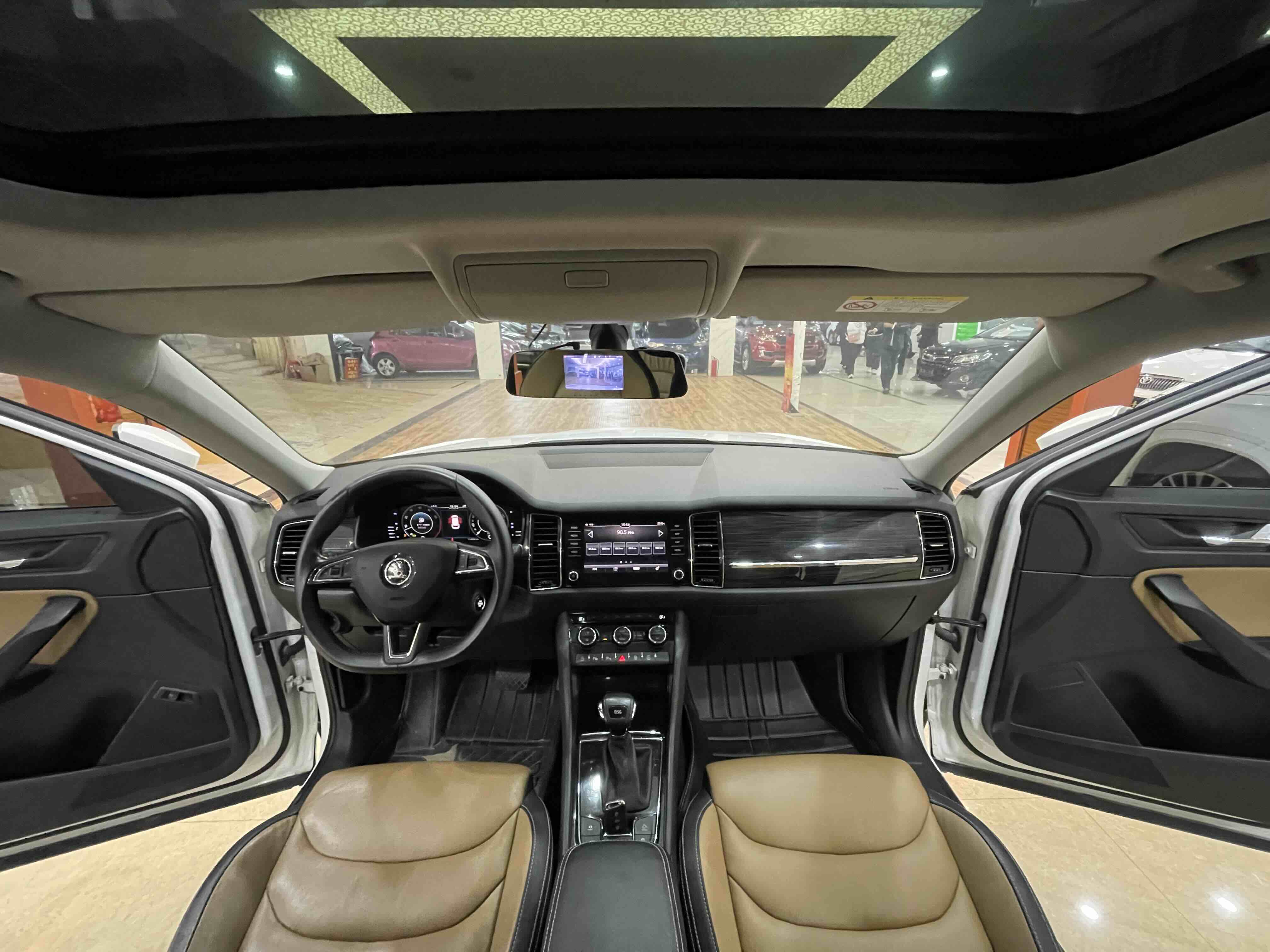 Skoda Kodiaq GT 2019 #9 Skoda Kodiaq GT 2019 car image #9