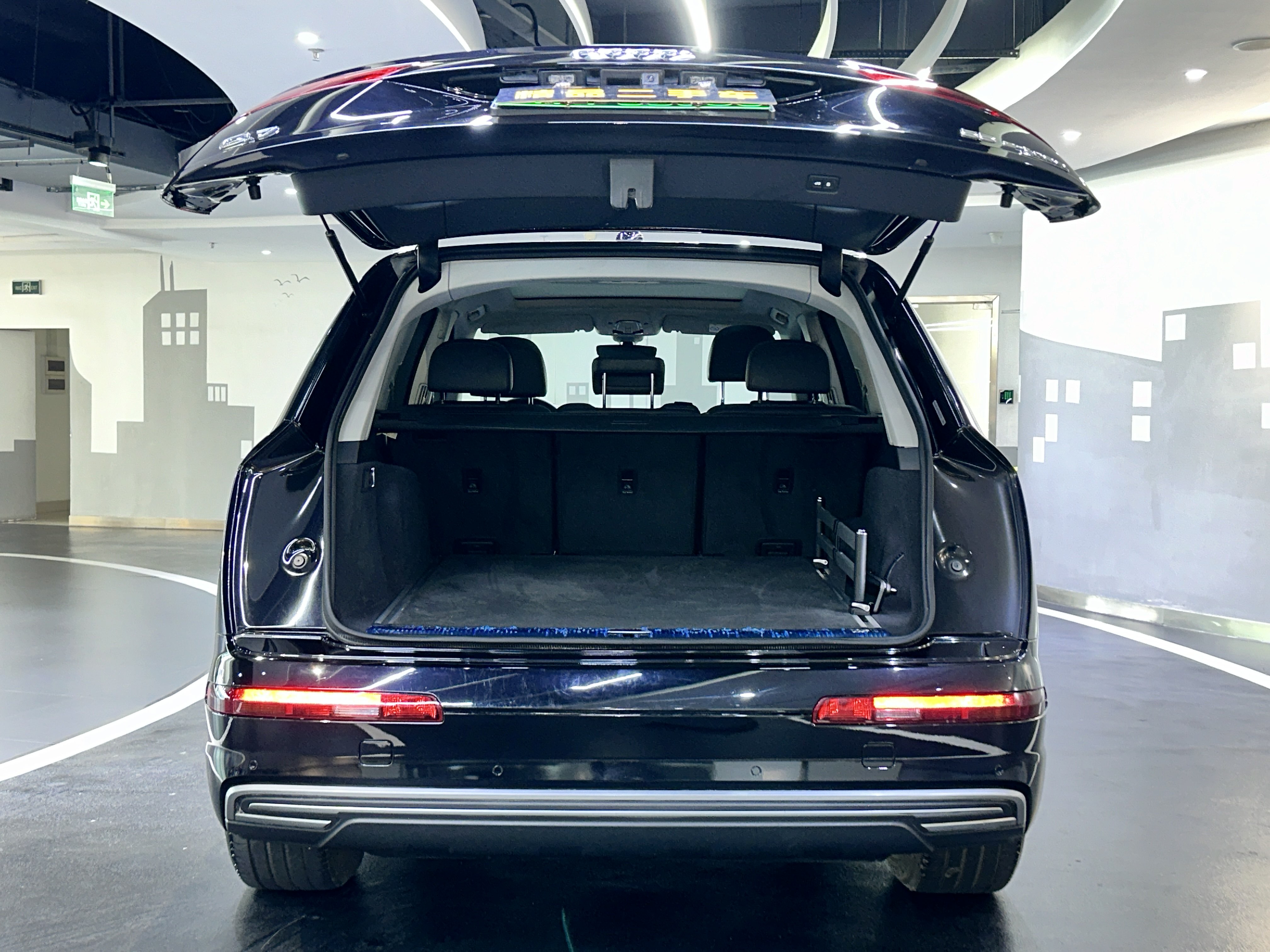 Audi Q7 New Energy 2019 car image #9