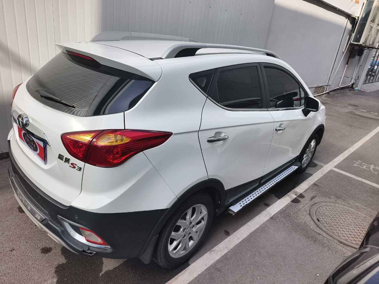 JAC 2015 #9 JAC 2015 car image #9
