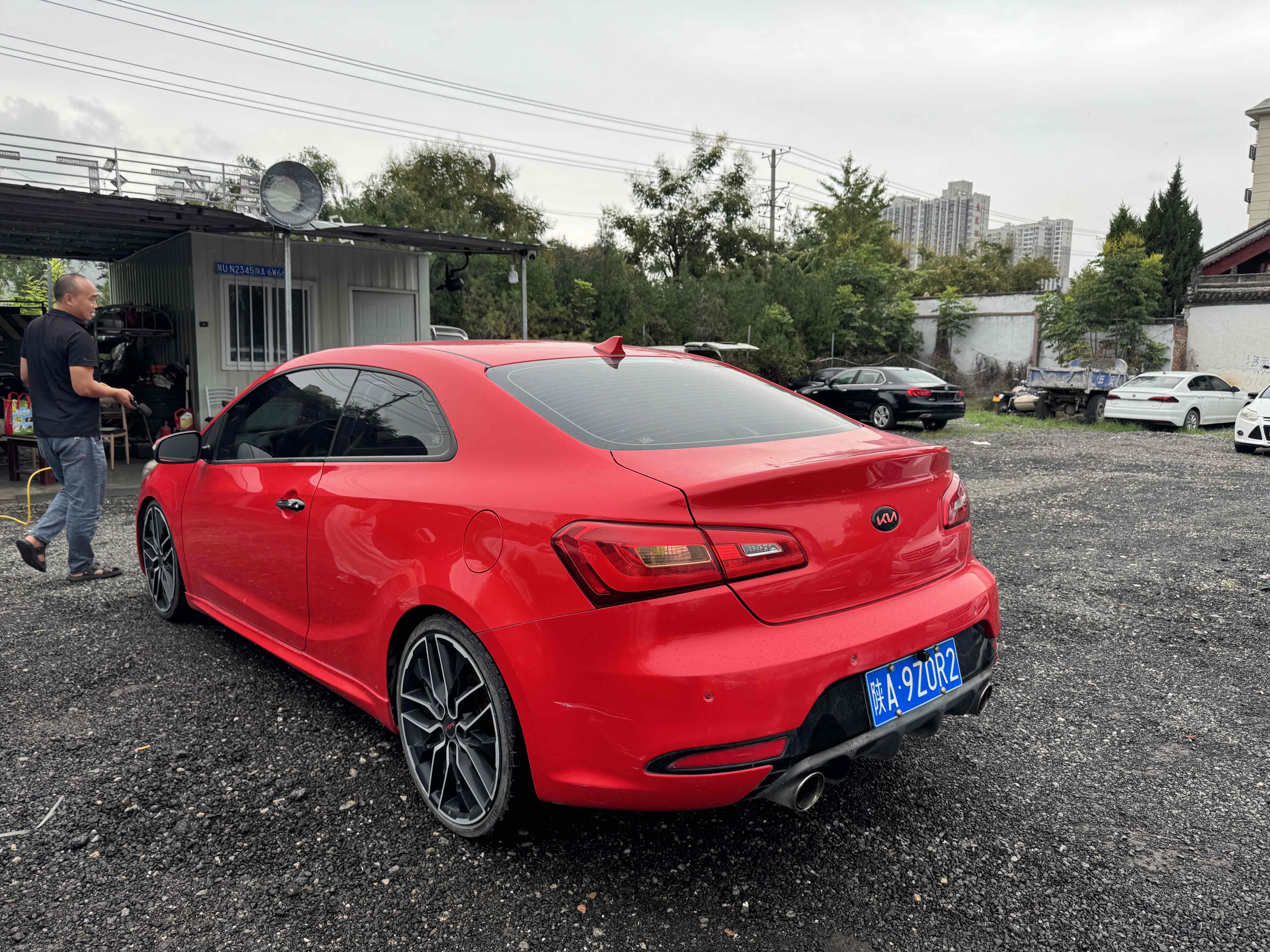 起亚 速迈 2016 汽车图片 #9