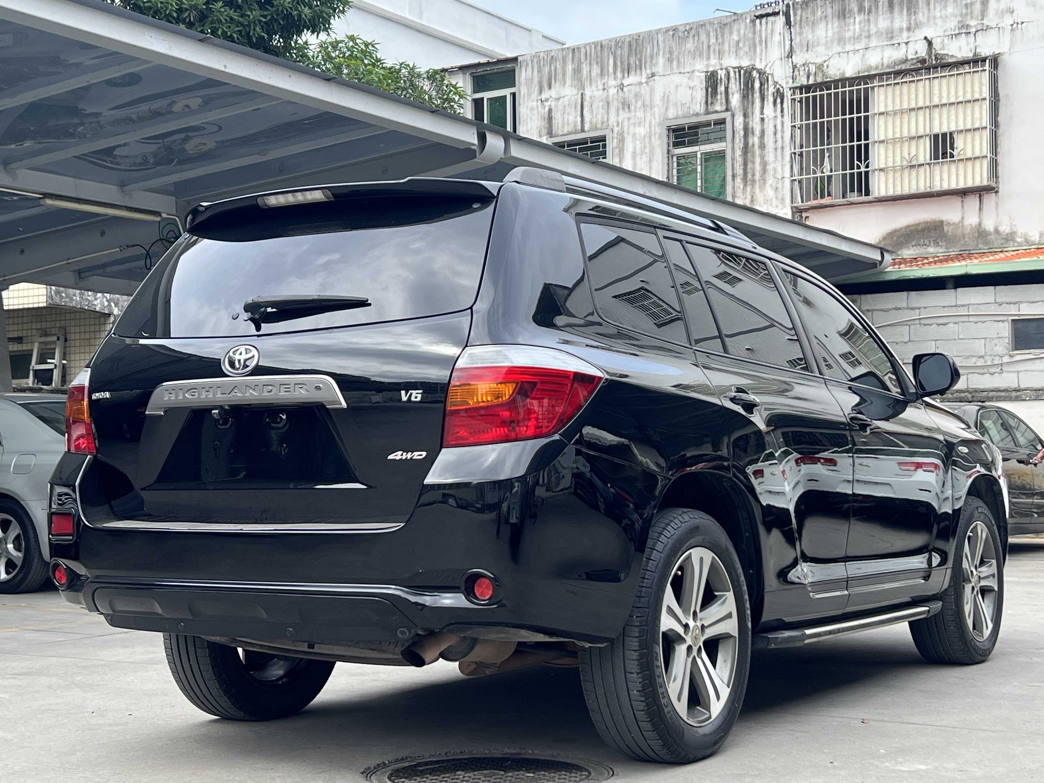 Toyota Highlander 2010 car image #9
