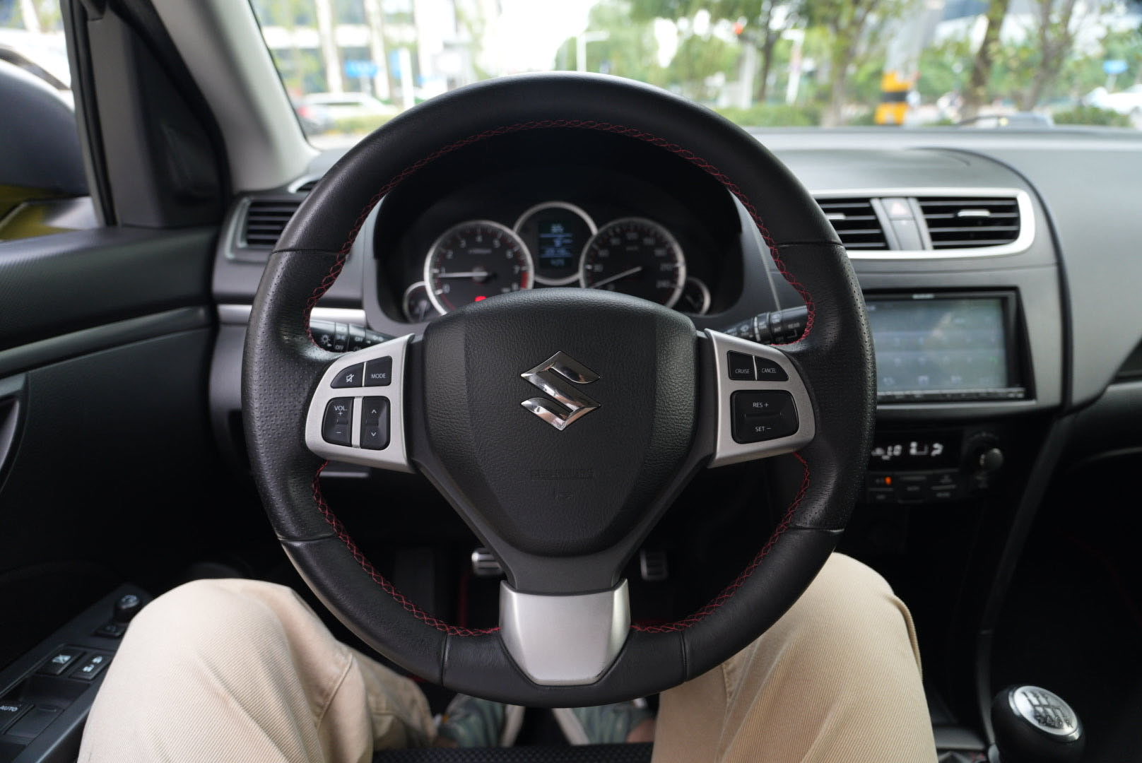 铃木 速翼特 2014 汽车图片 #9