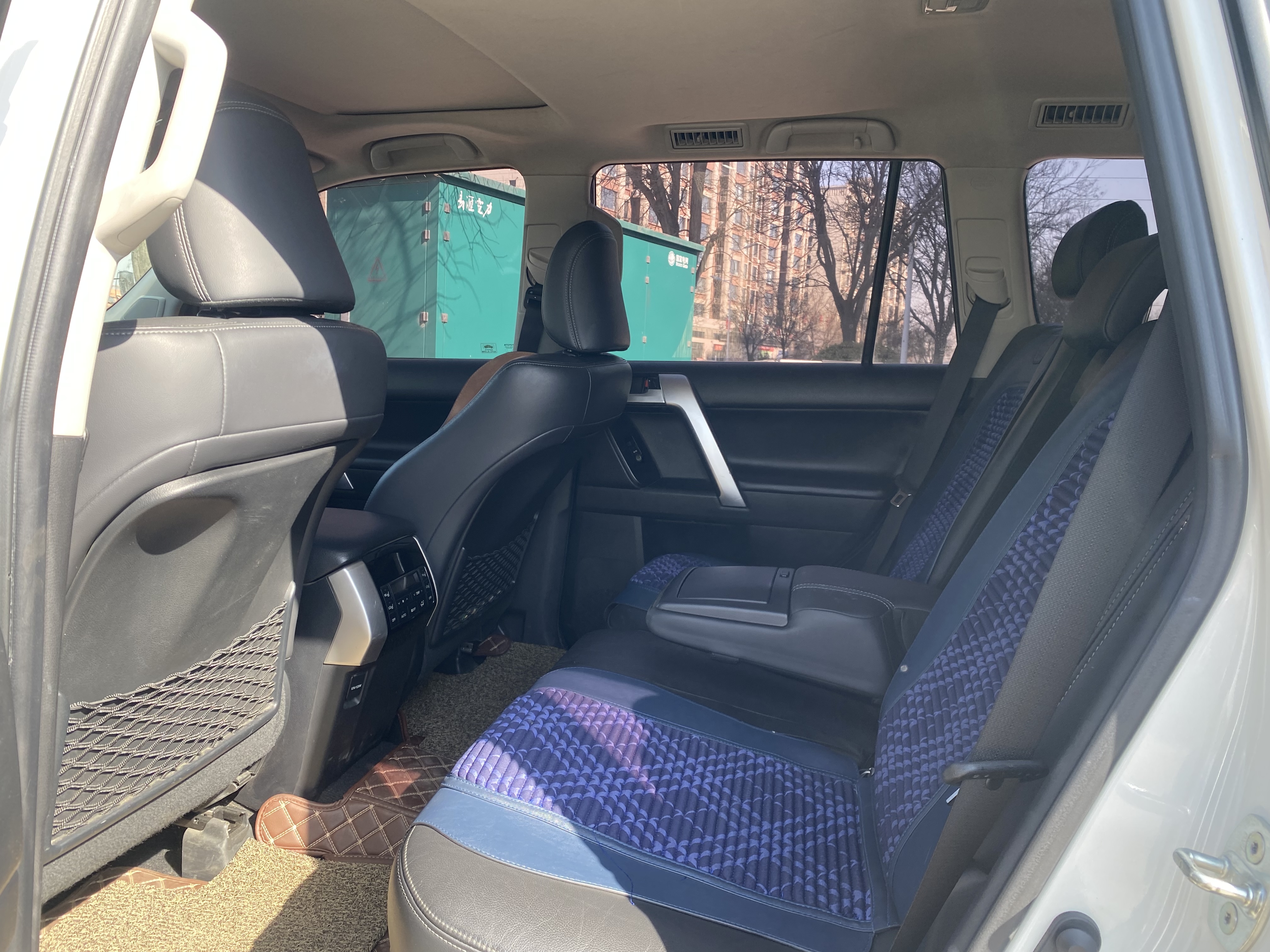 Toyota Land Cruiser Prado 2019 #9 Toyota Land Cruiser Prado 2019 صورة سيارة #9