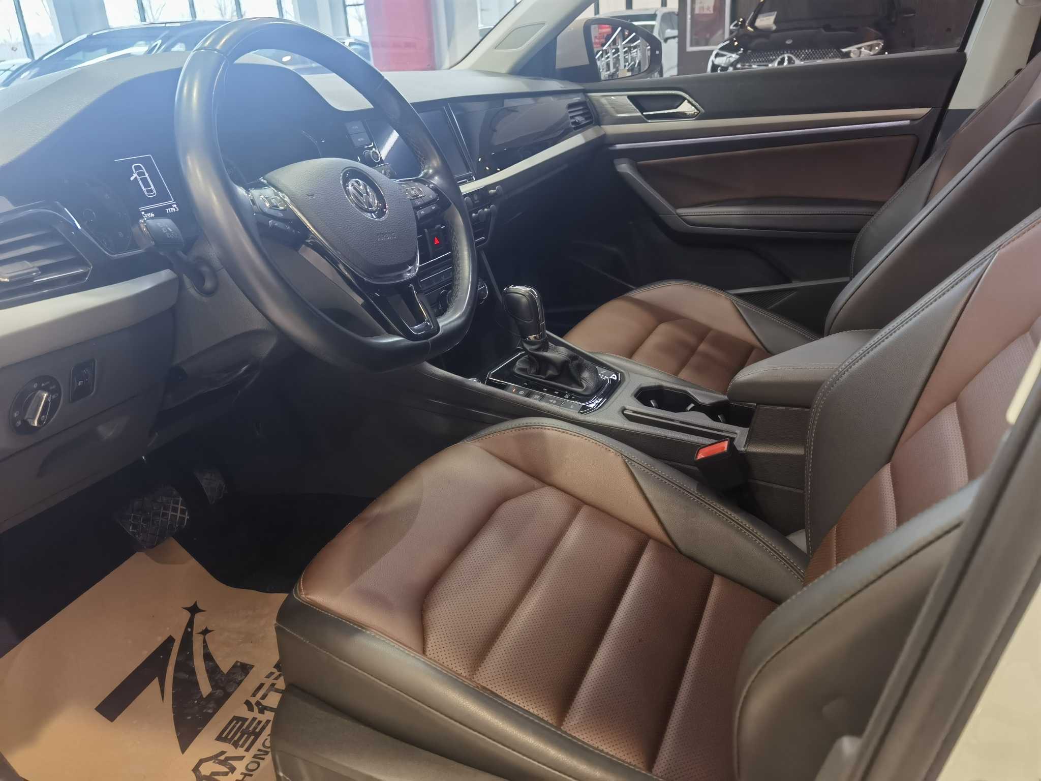 Volkswagen Lavida 2020 car image #9