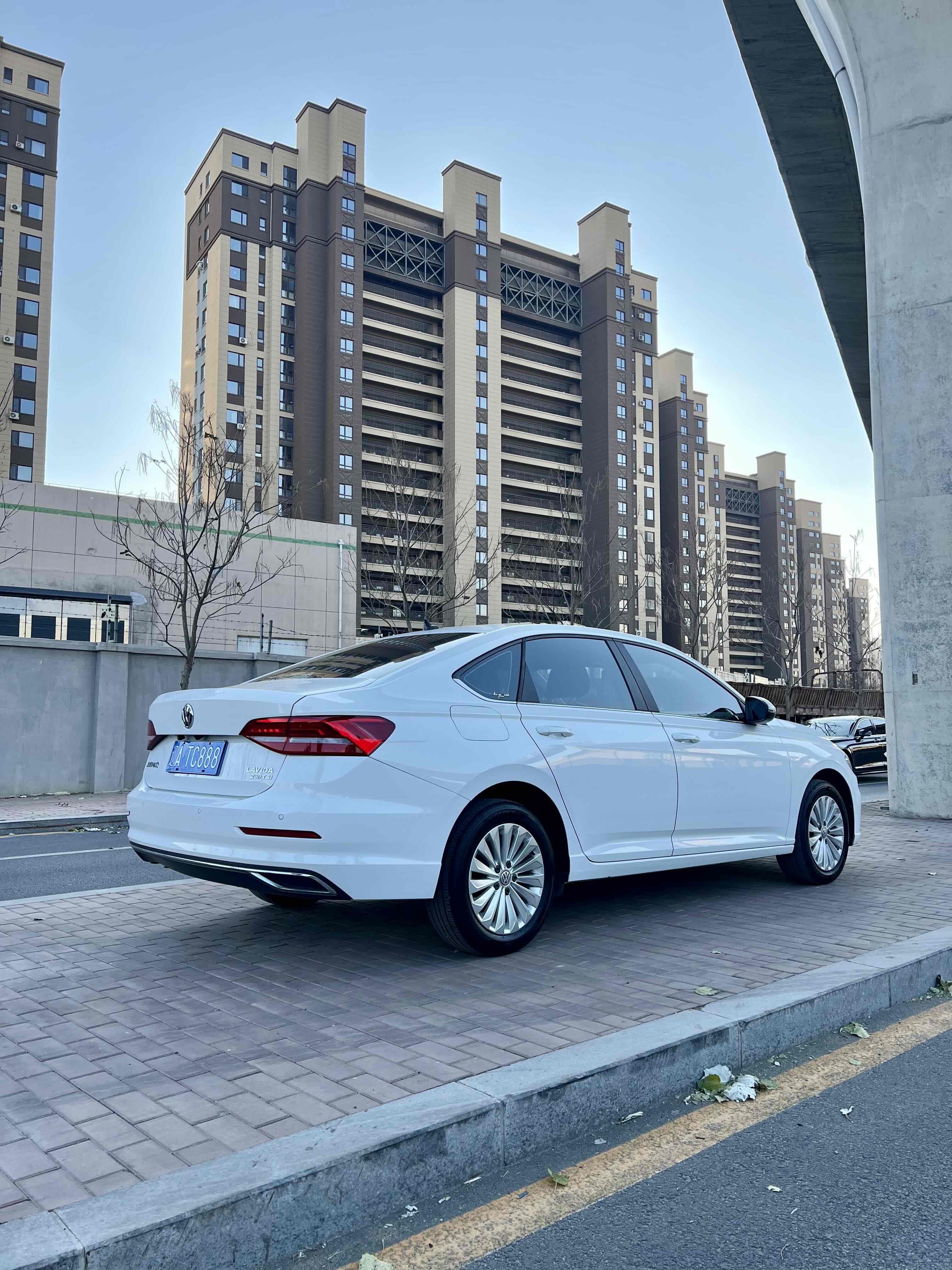 Volkswagen Lavida 2020 car image #9