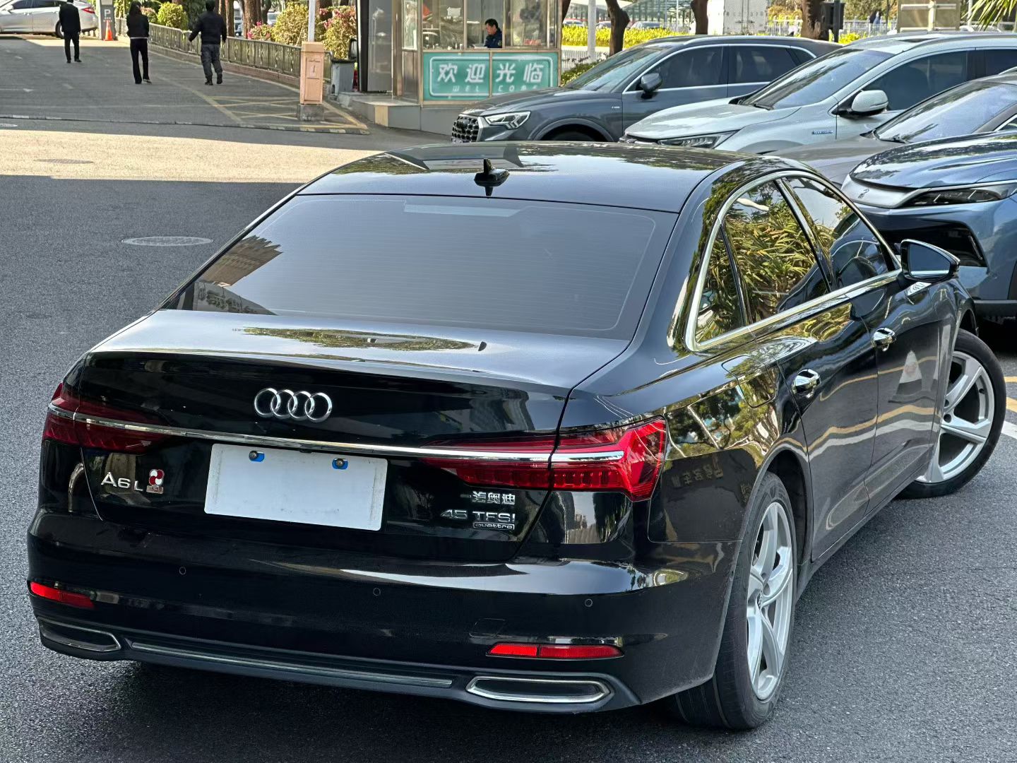 Audi A6L 2020 #9 Audi A6L 2020 car image #9