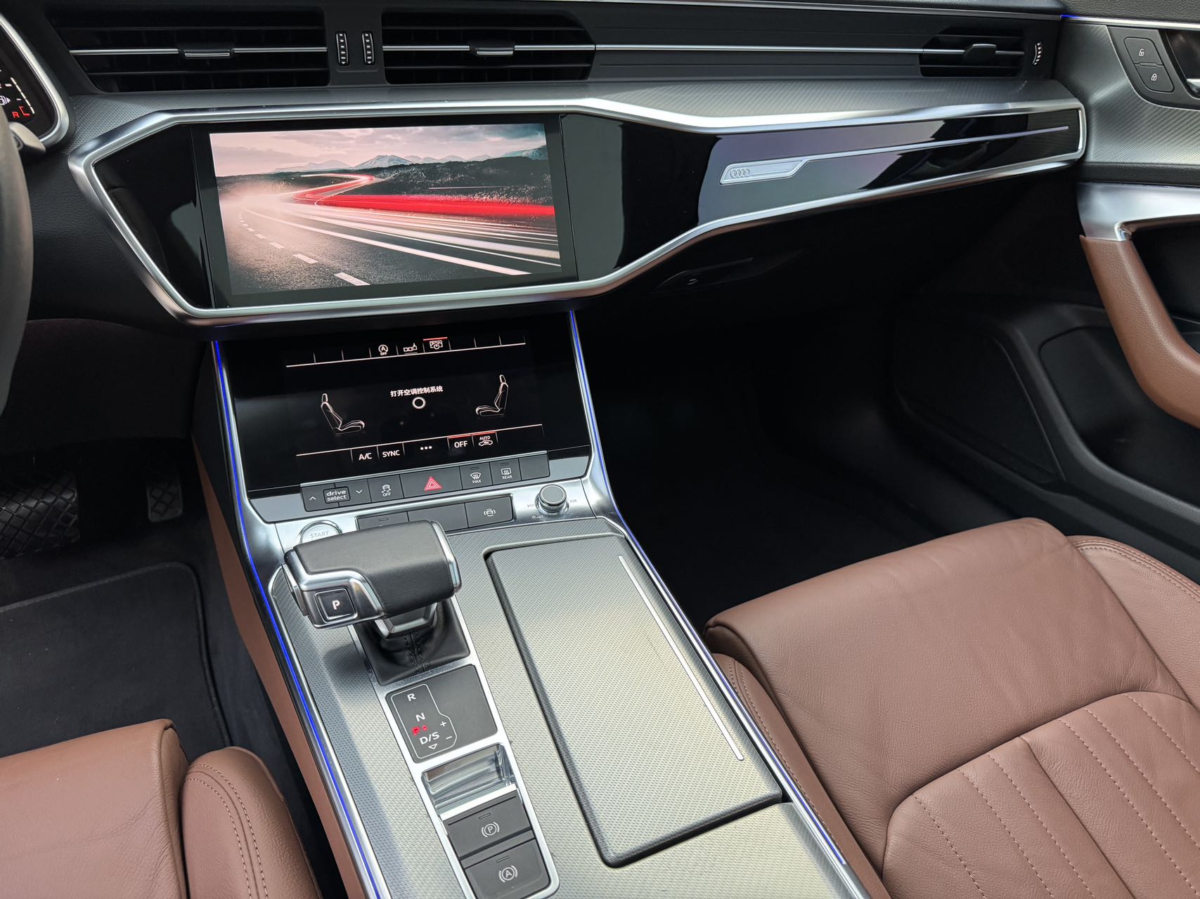 Audi A6L 2019 car image #9