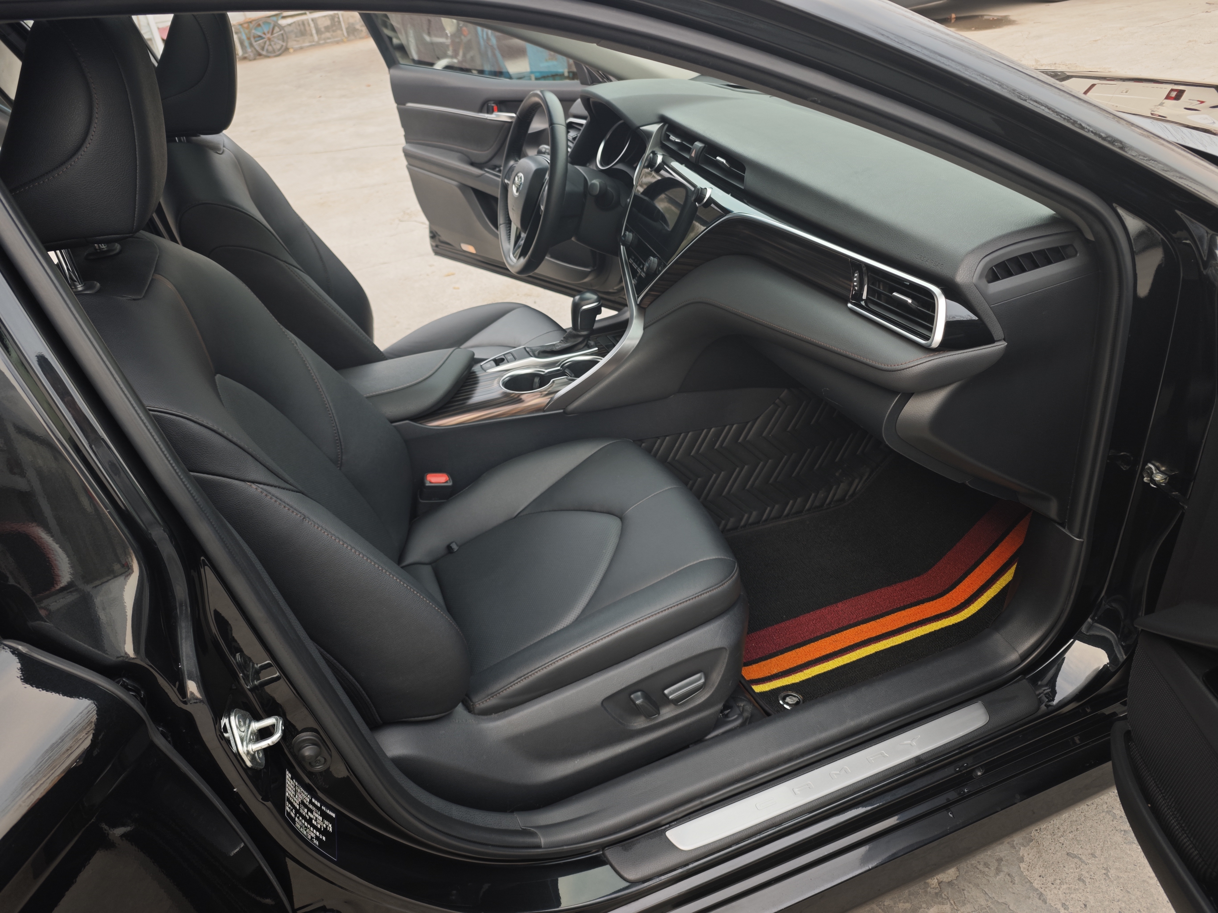 Toyota Camry 2020 car image #9