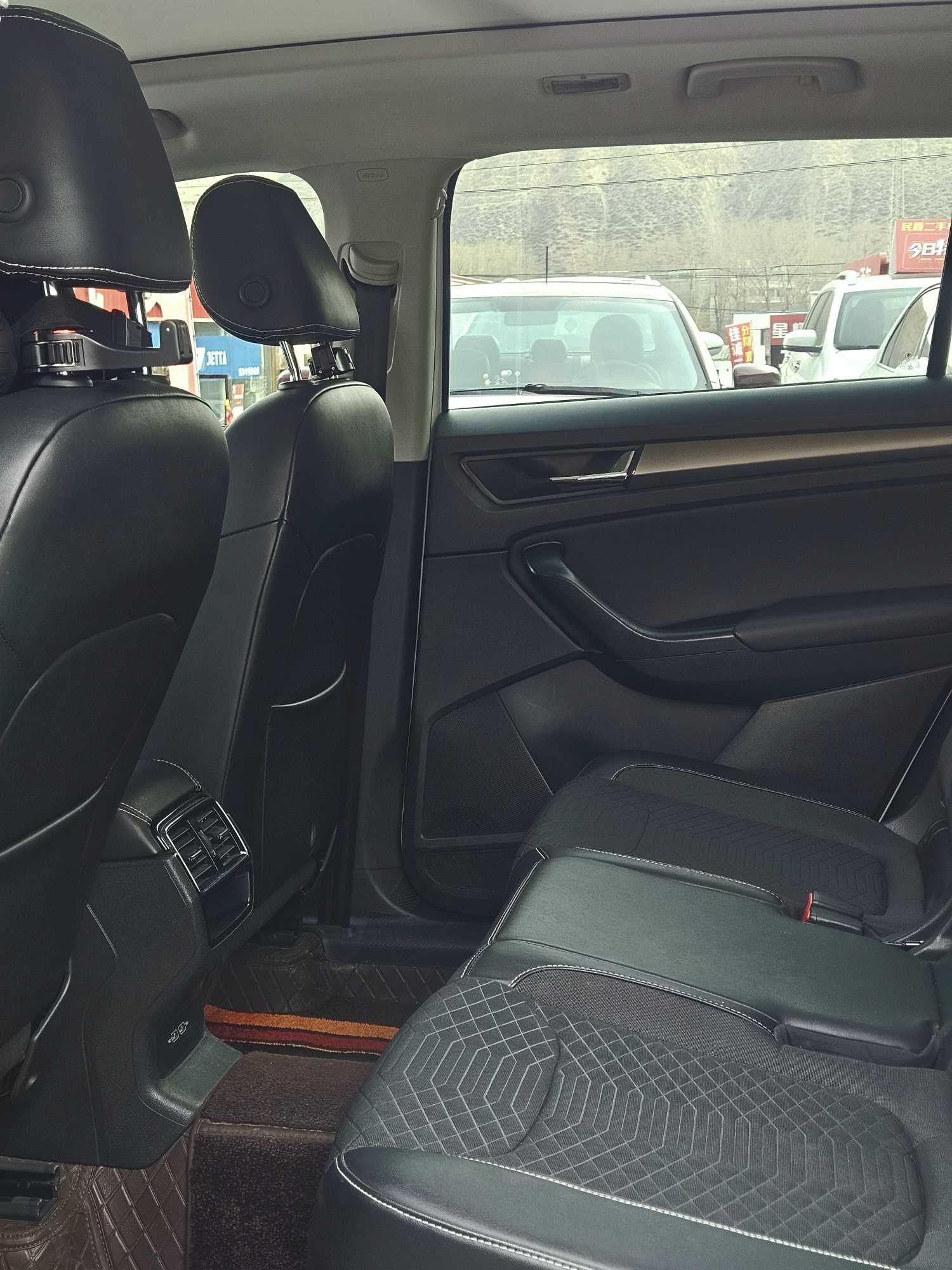 Skoda Kodiaq 2020 immagine di auto #9