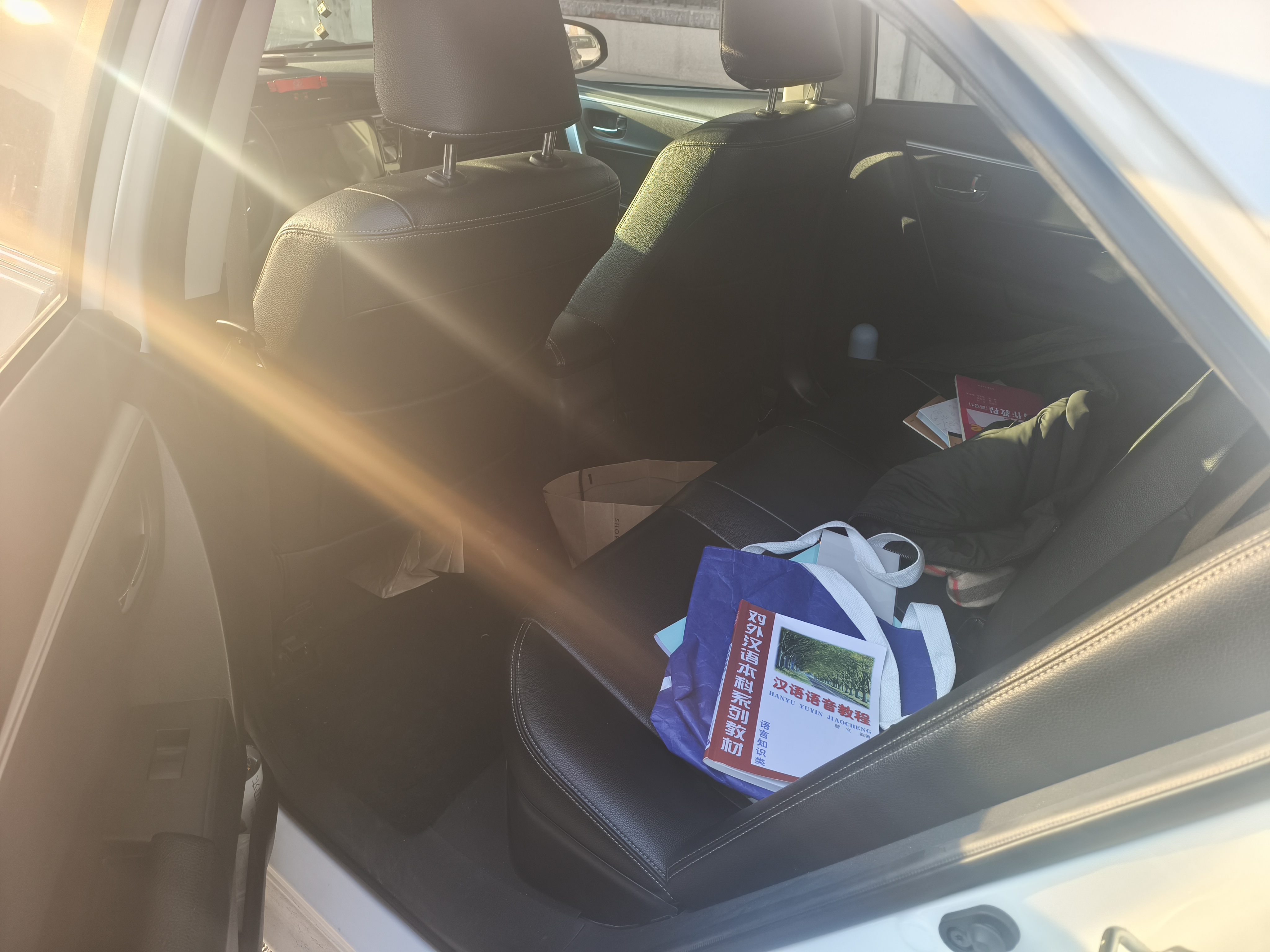 Toyota Corolla Hybird E+ 2020 immagine di auto #9