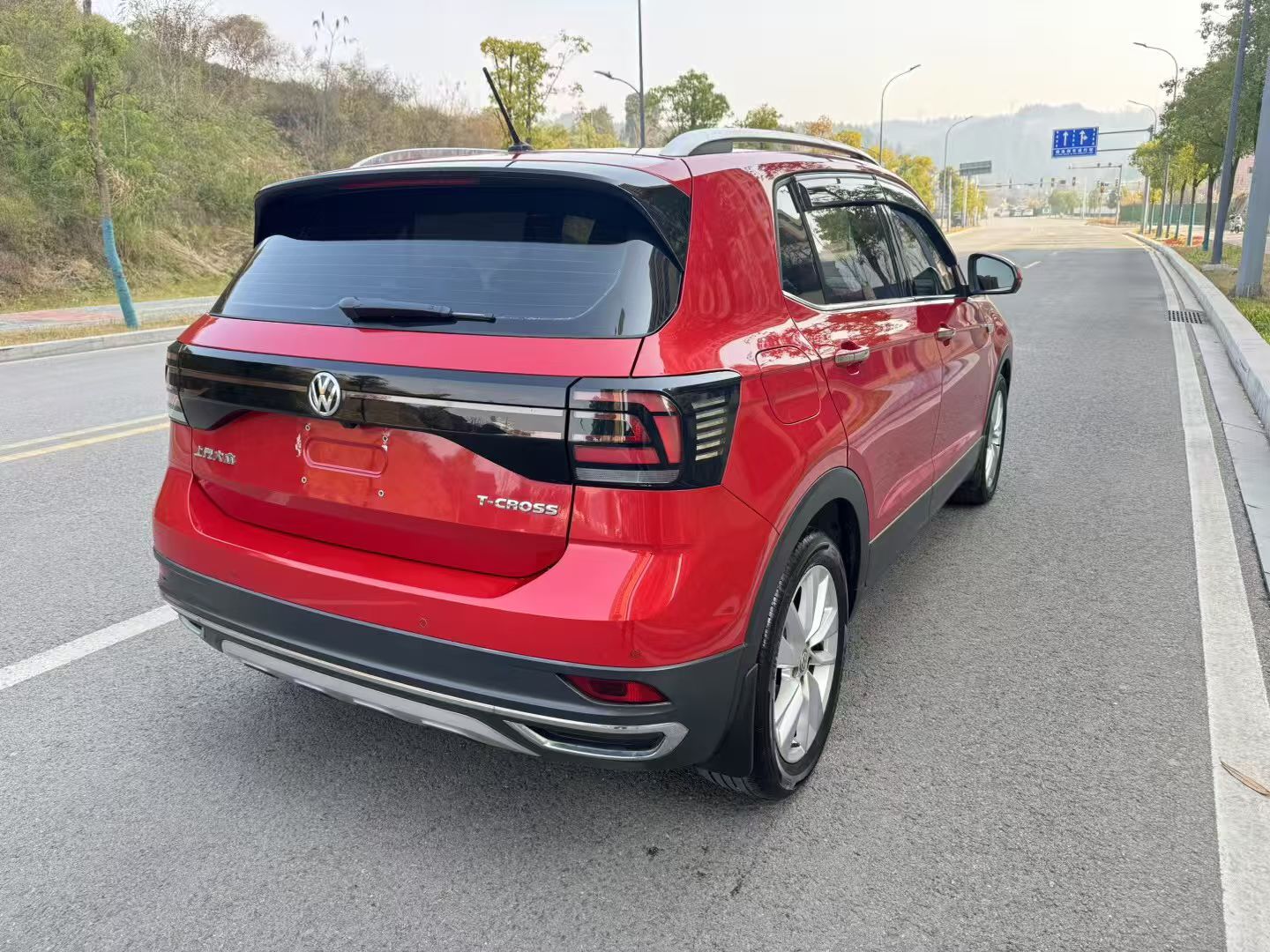 Volkswagen T-Cross 2020 immagine di auto #9