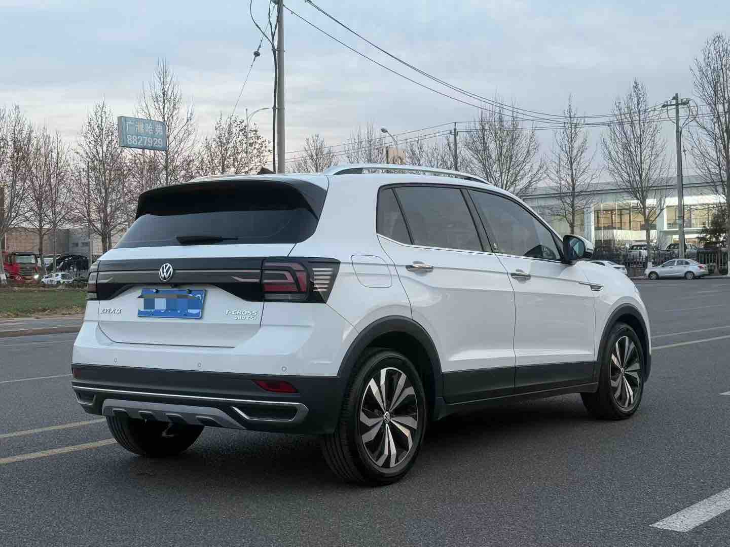 Volkswagen T-Cross 2020 immagine di auto #9
